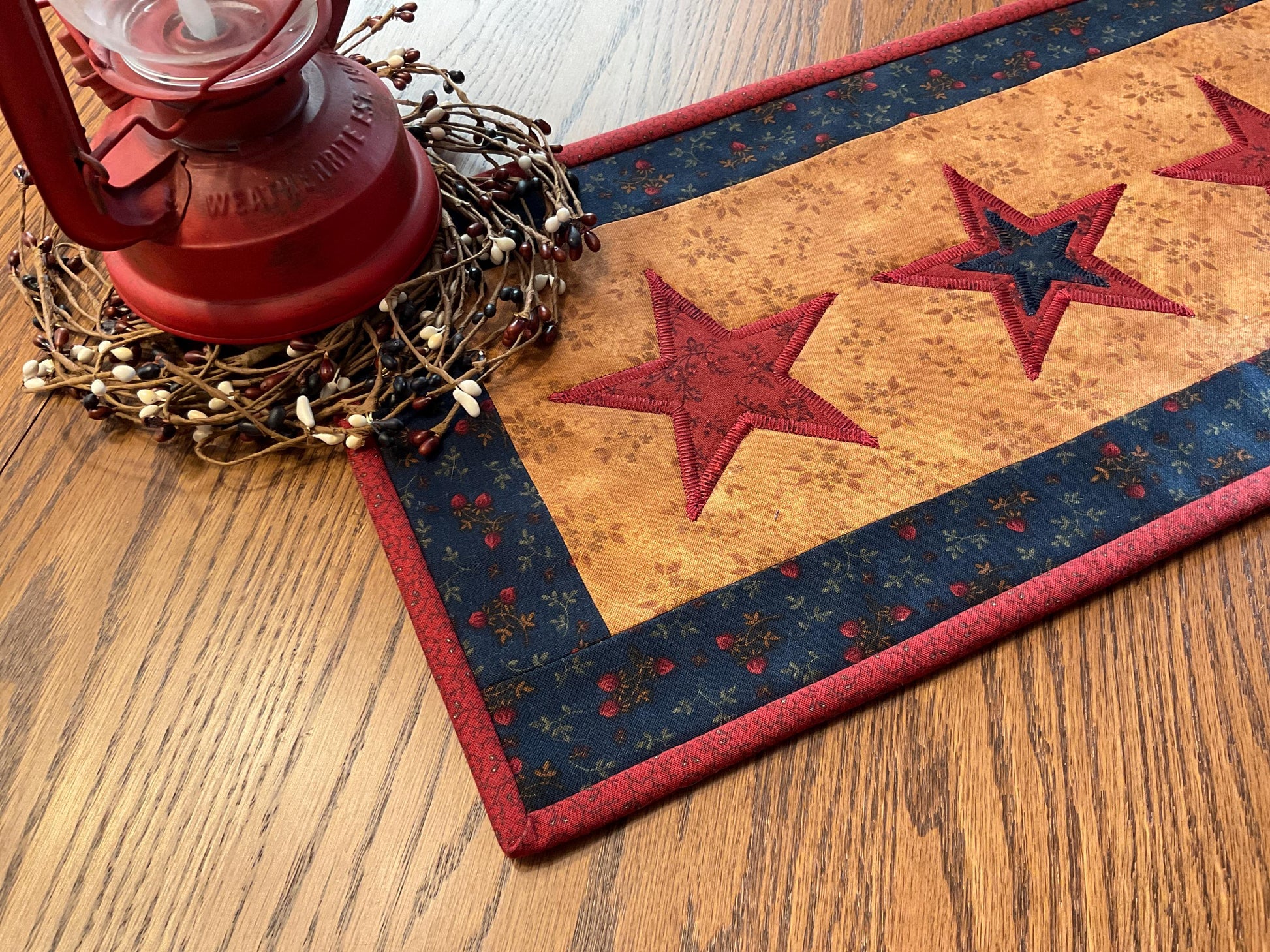 Primitive Farmhouse Americana Table Runner Item #1983