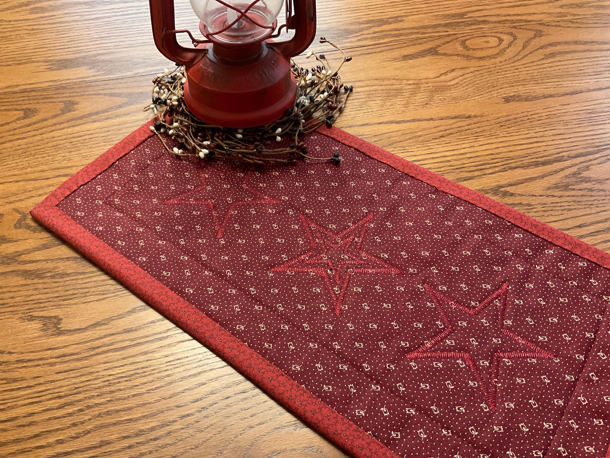 Primitive Farmhouse Americana Table Runner Item #1983