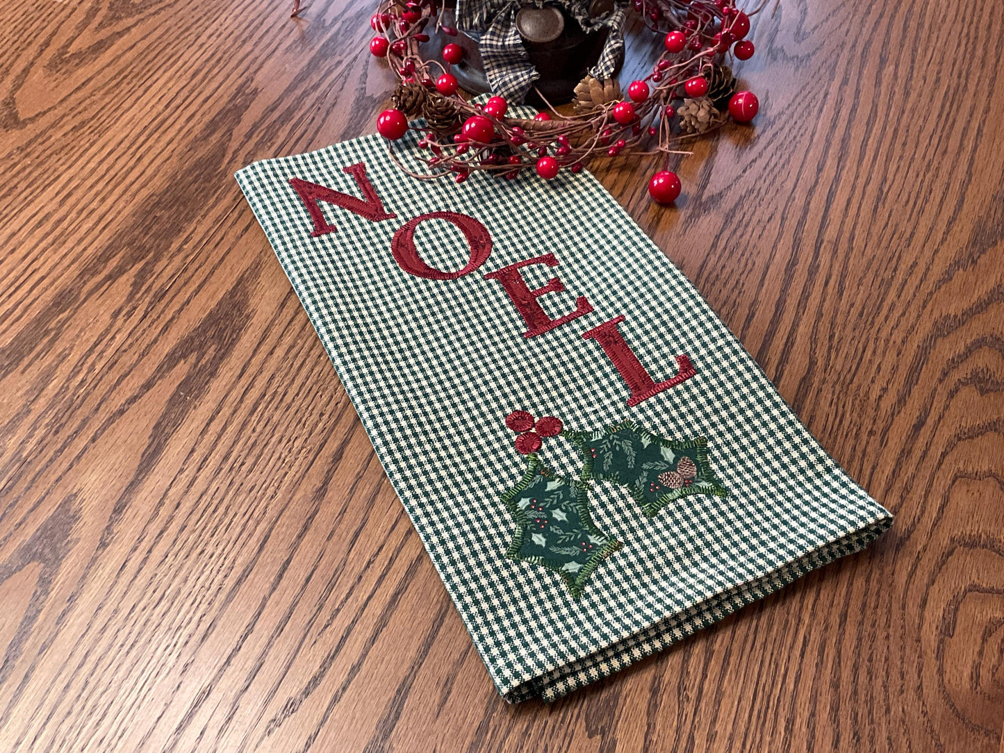 Christmas Primitive Farmhouse Towel Item #1992