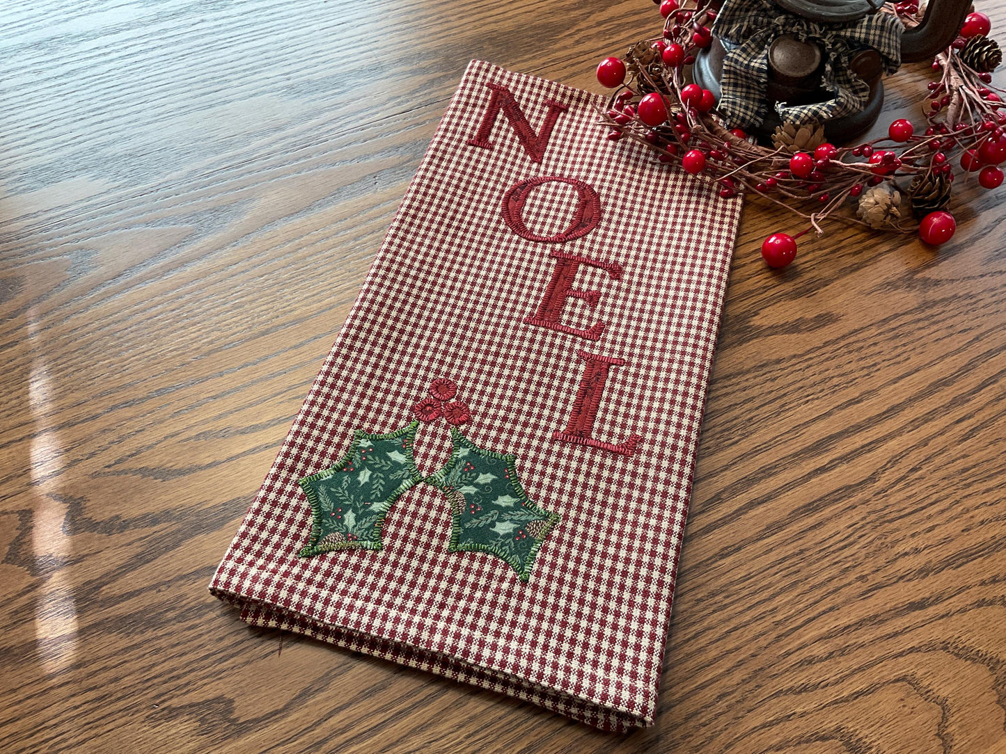 Christmas Primitive Farmhouse Towel Item #1993