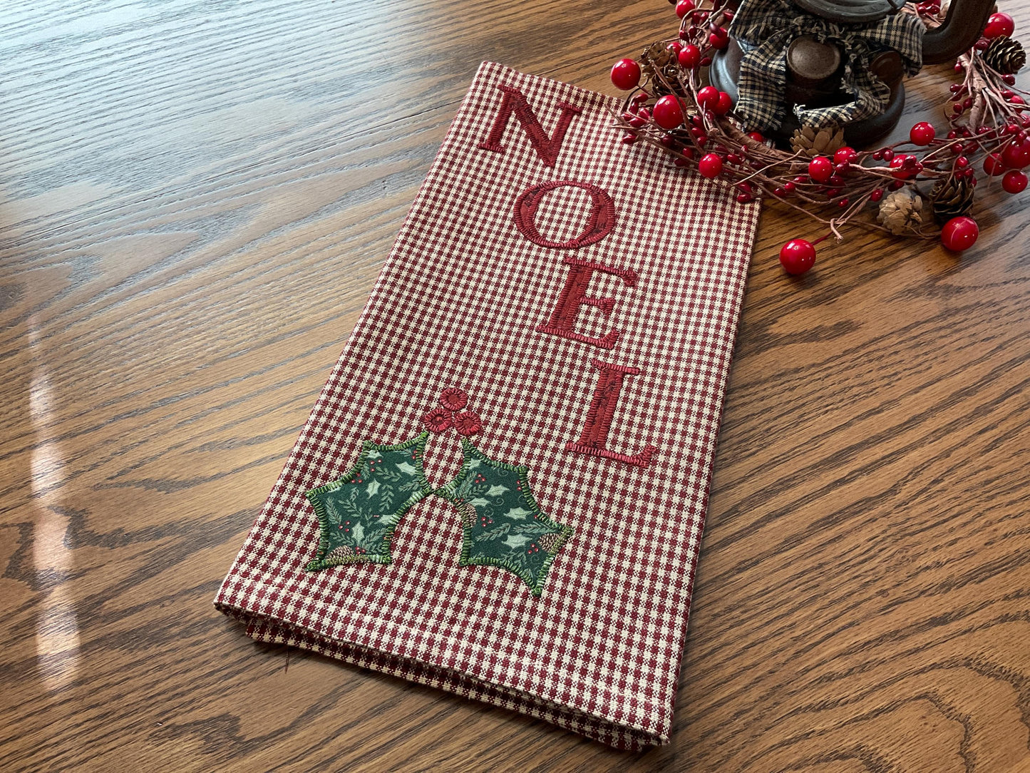 Christmas Primitive Farmhouse Towel Item #1995