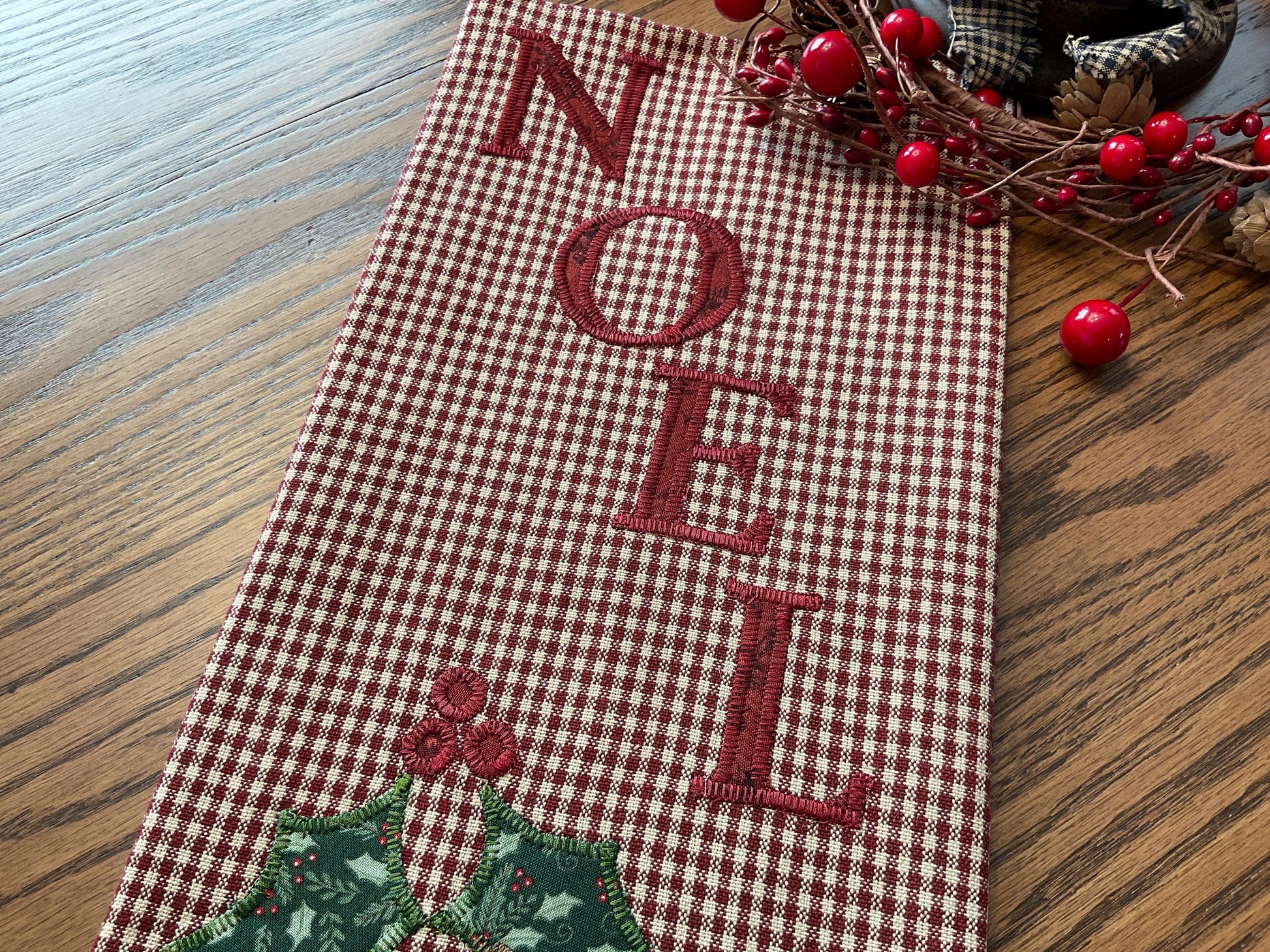 Christmas Primitive Farmhouse Towel Item #1993