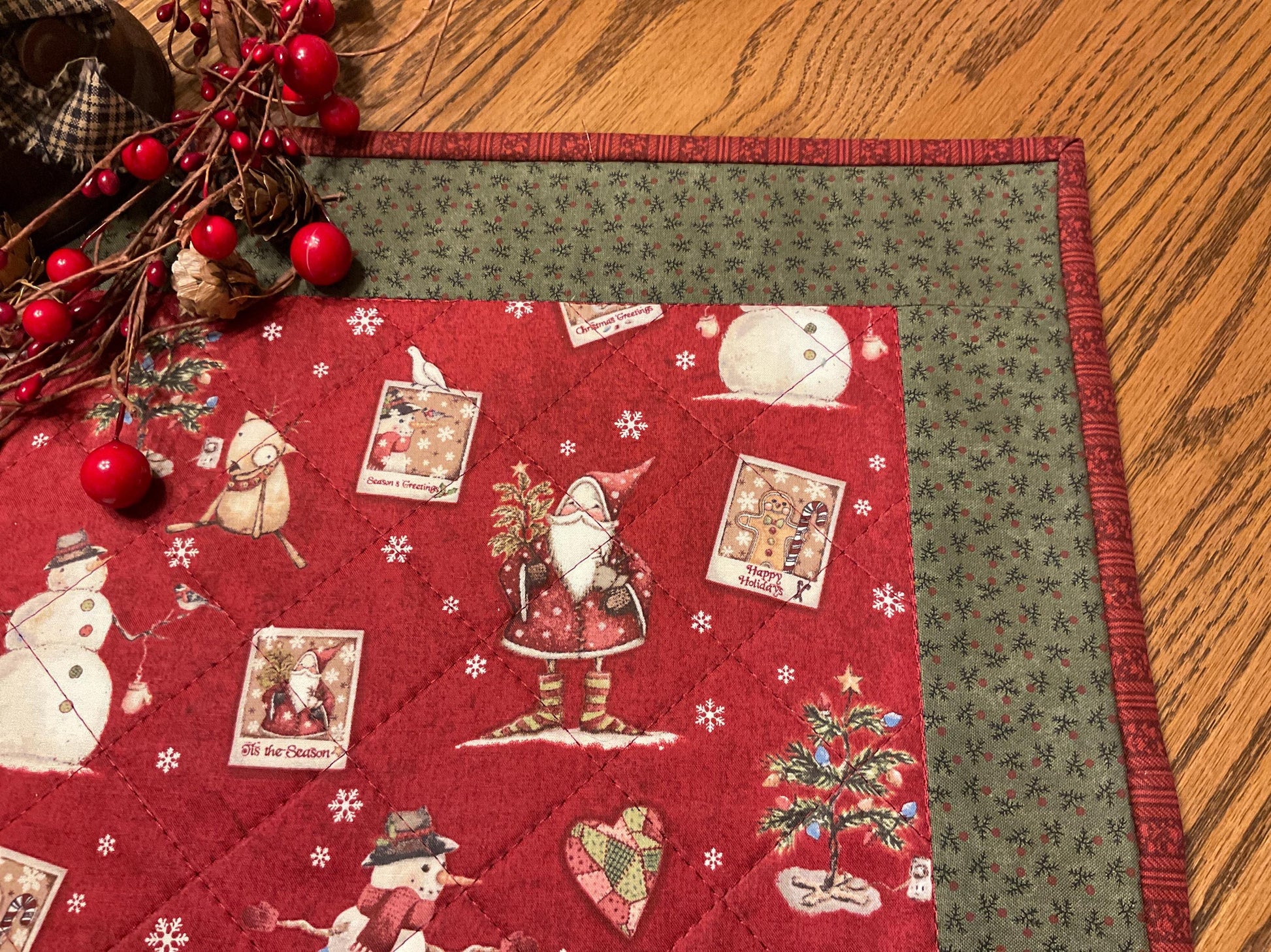 Primitive Farmhouse Christmas Table Topper Item #1994