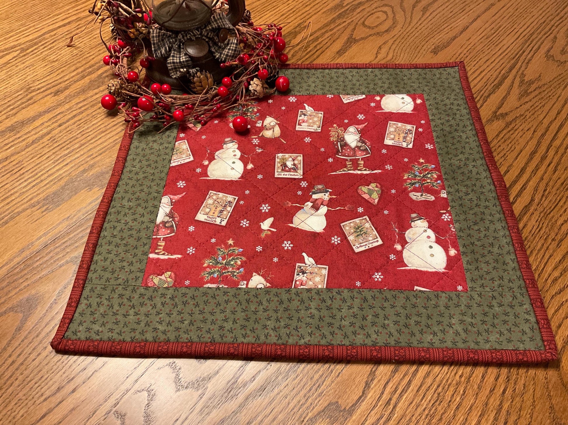 Primitive Farmhouse Christmas Table Topper Item #1994