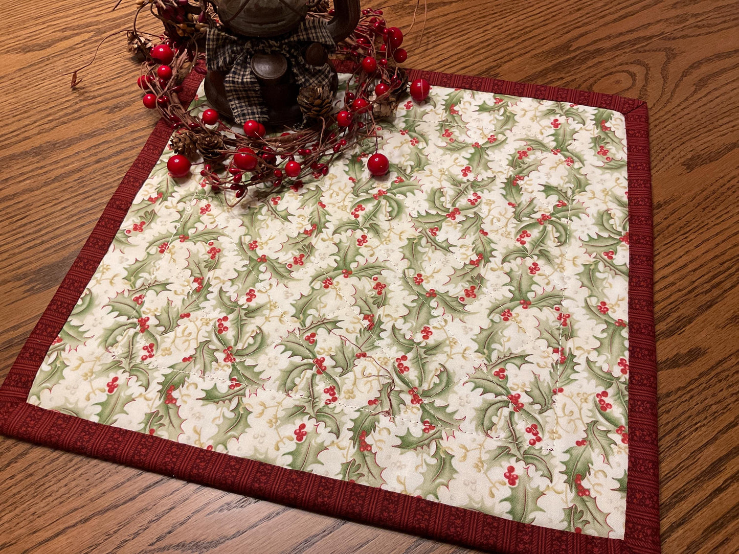 Primitive Farmhouse Christmas Table Topper Item #1994