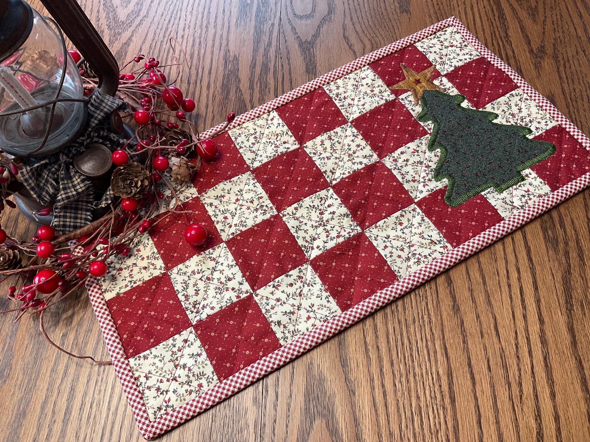 Christmas Primitive Farmhouse Table Runner Item #1991