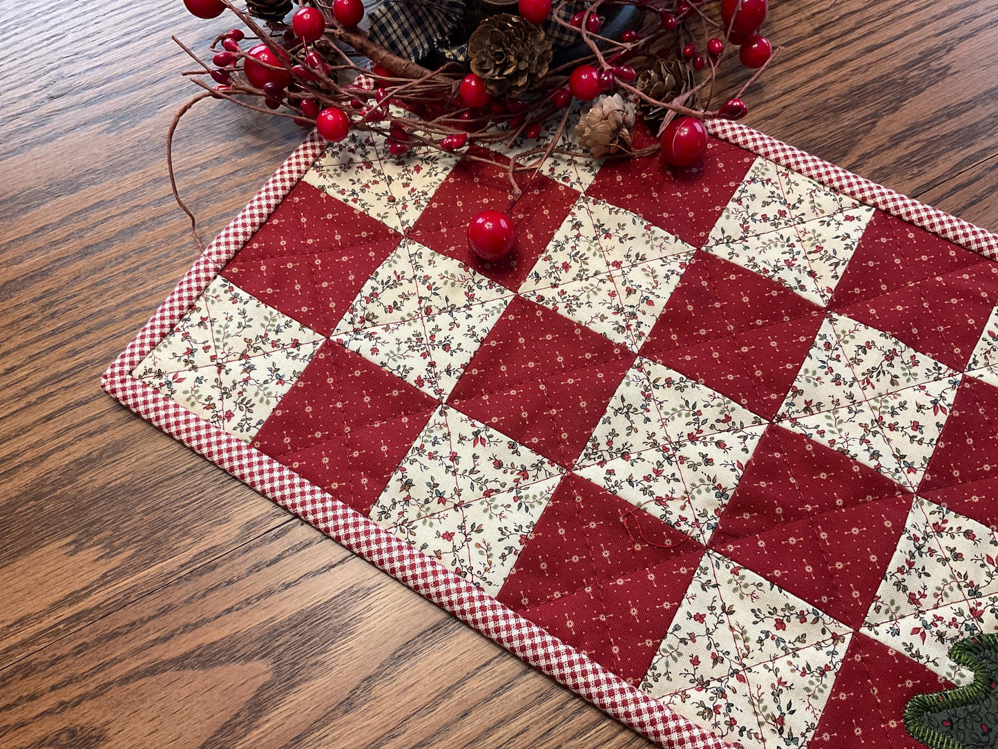 Christmas Primitive Farmhouse Table Runner Item #1991