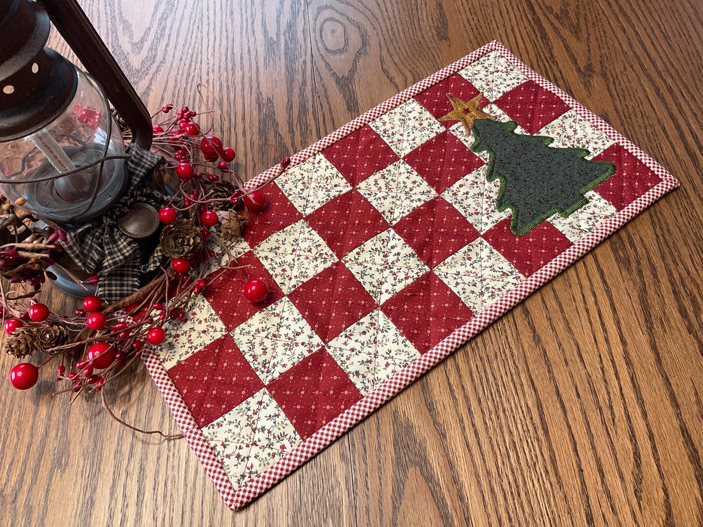 Christmas Primitive Farmhouse Table Runner Item #1991