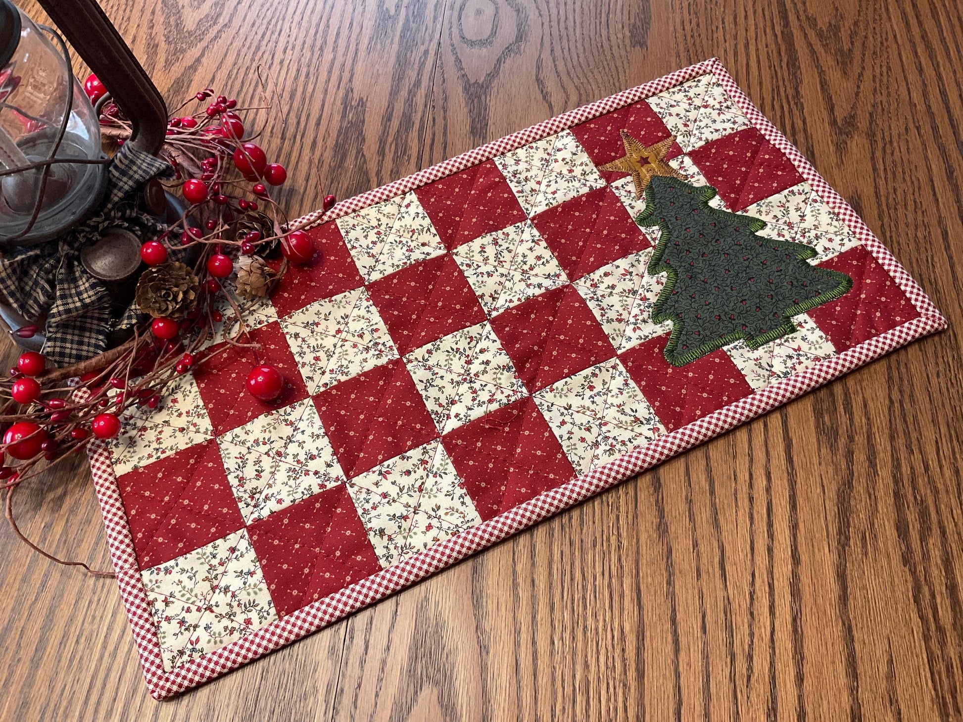 Christmas Primitive Farmhouse Table Runner Item #1991