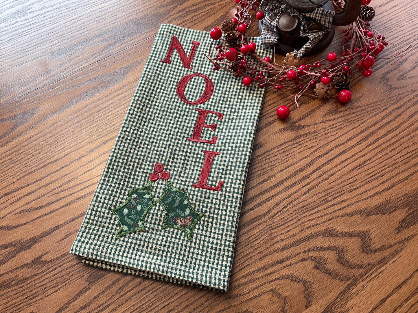 Christmas Primitive Farmhouse Towel Item #1992