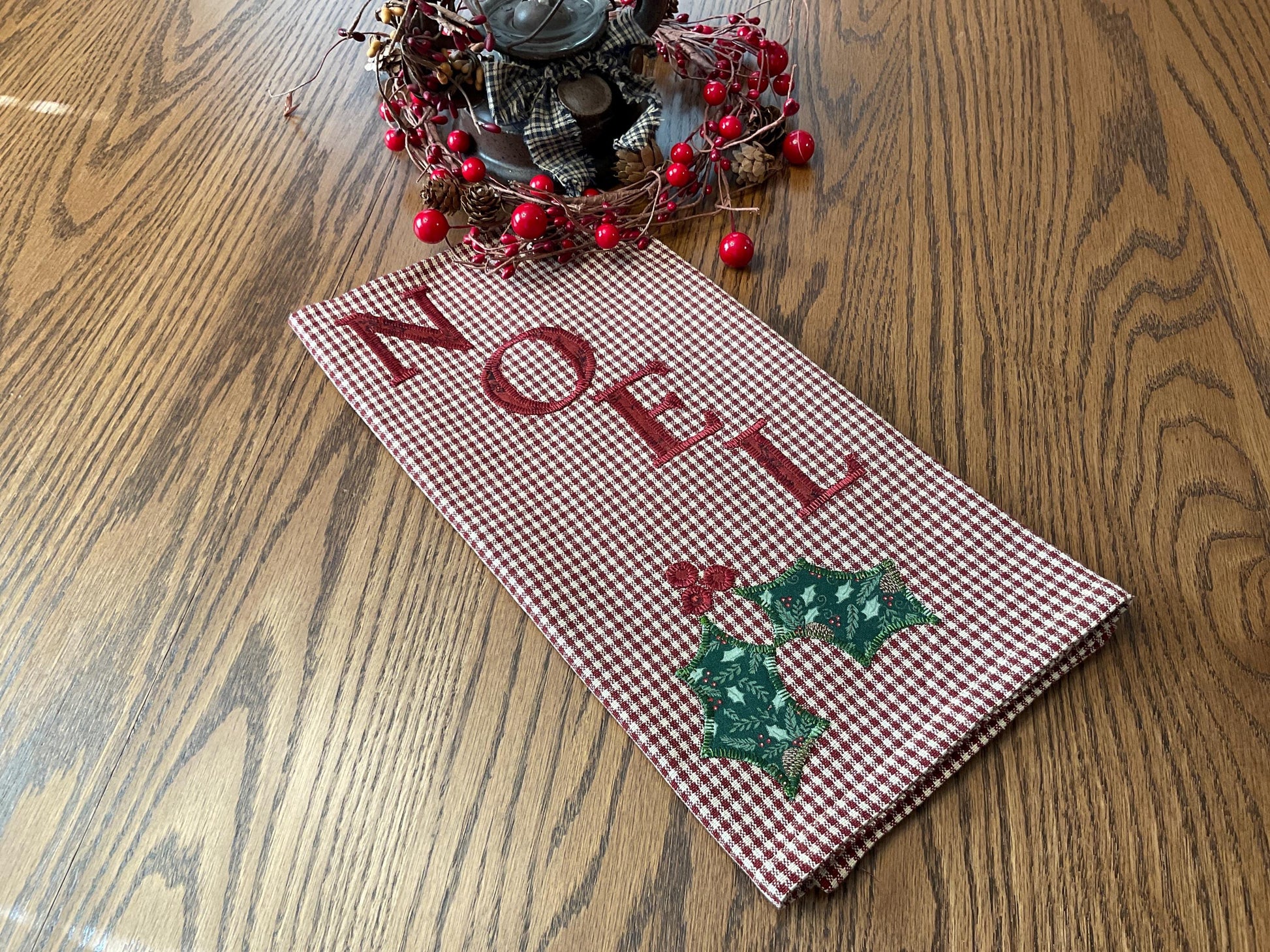 Christmas Primitive Farmhouse Towel Item #1993