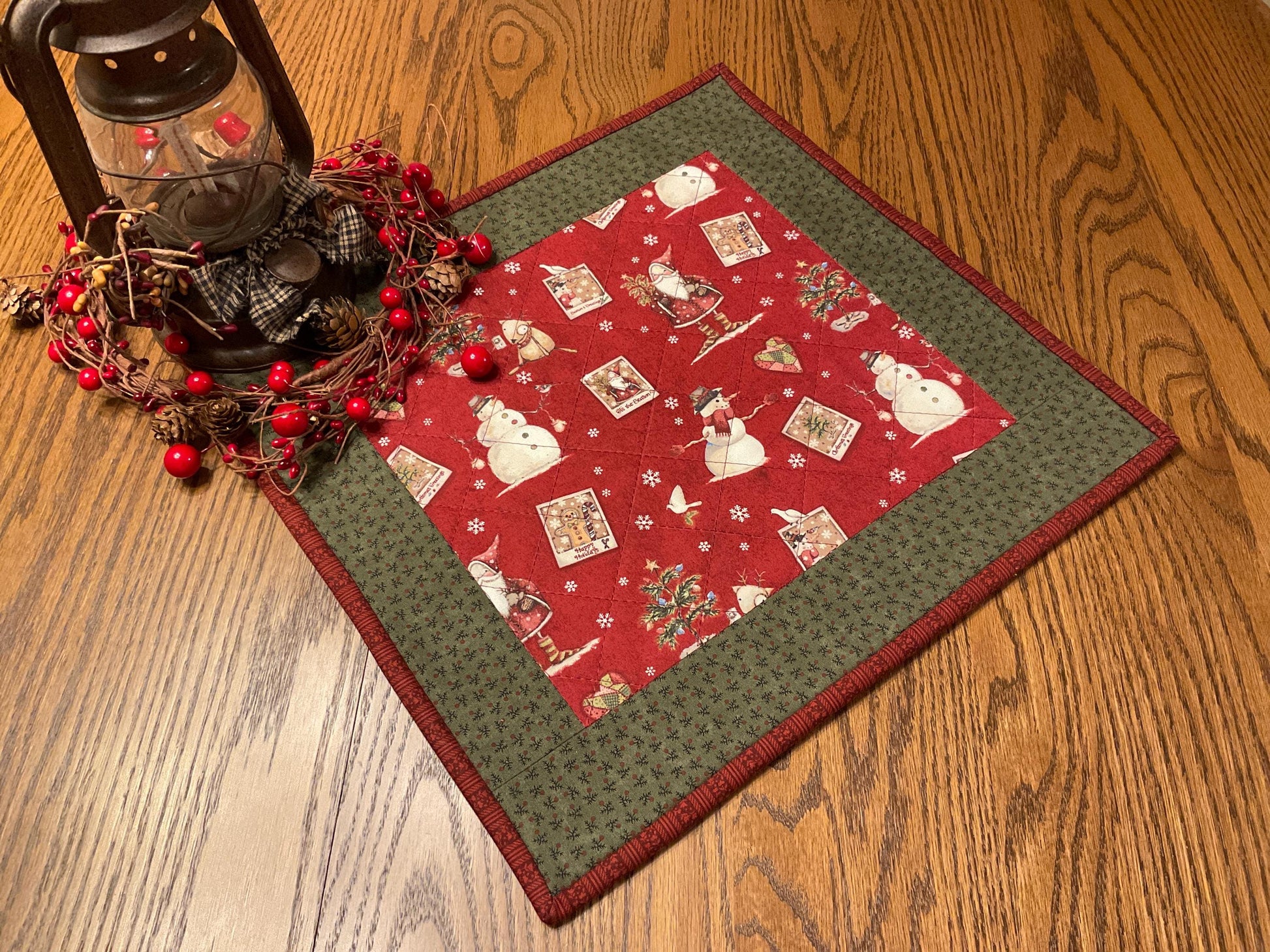 Primitive Farmhouse Christmas Table Topper Item #1994