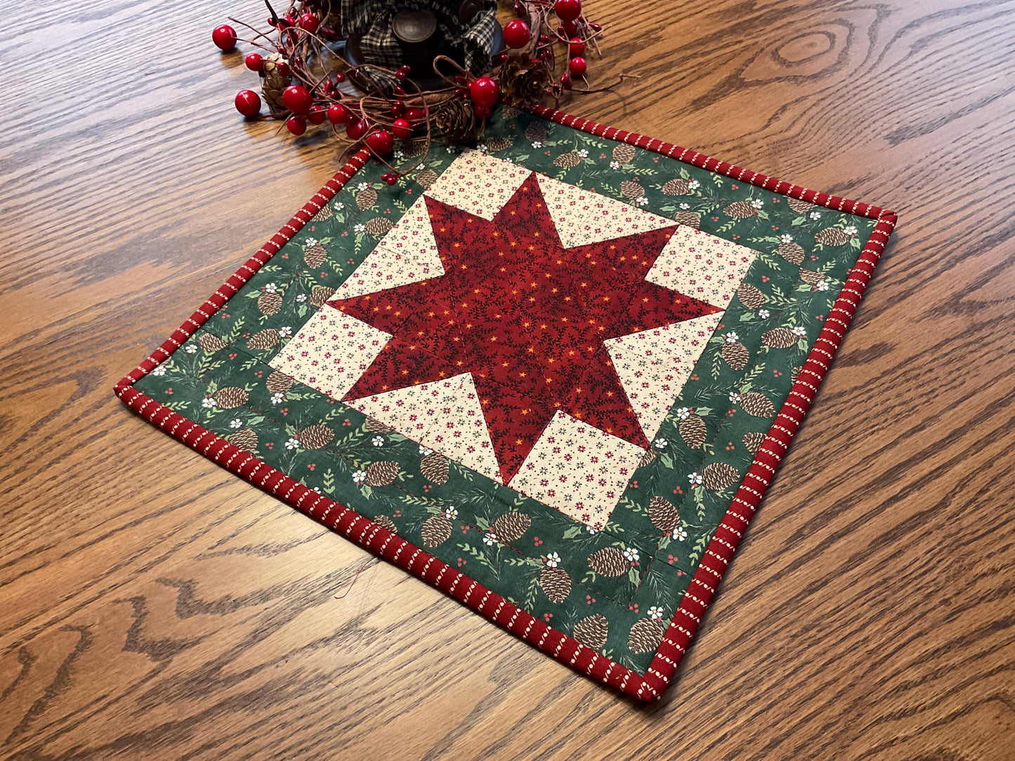 Primitive Farmhouse Christmas Table Topper Item #1997