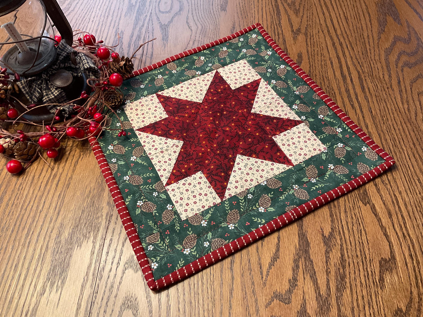 Primitive Farmhouse Christmas Table Topper Item #1997