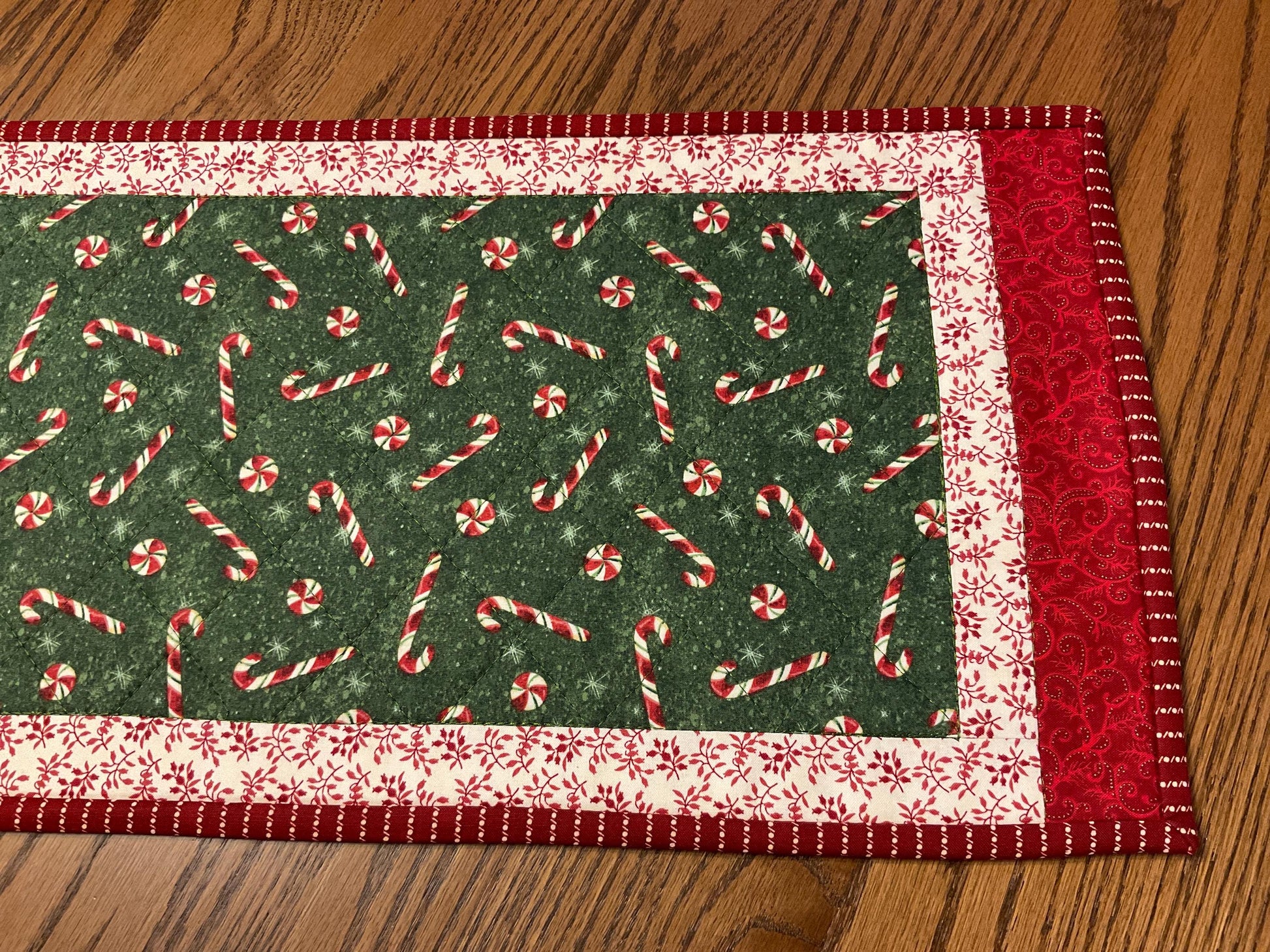 Primitive Farmhouse Christmas Table Runner Item #1999
