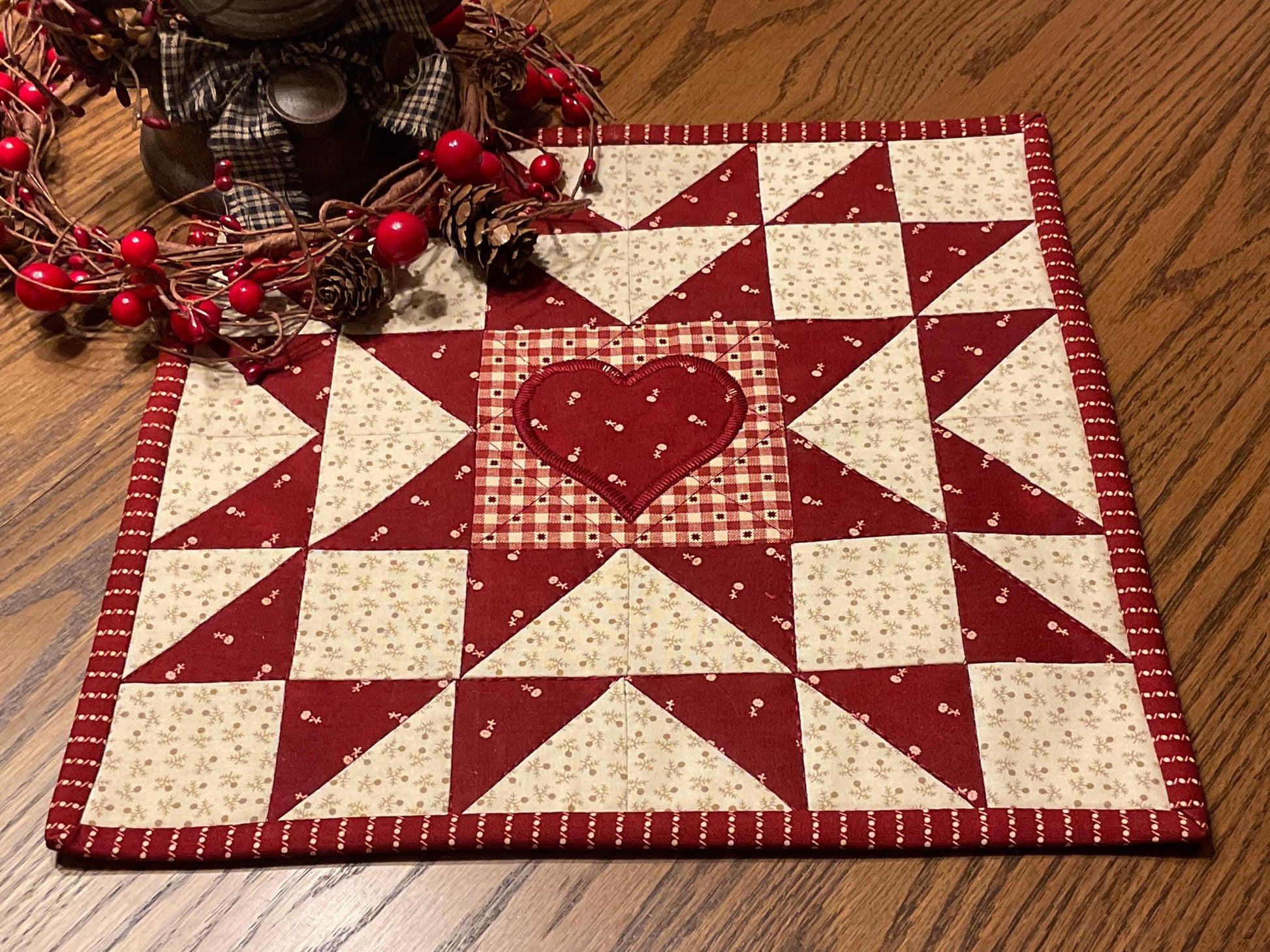 Primitive Farmhouse Americana Table Topper Item #2010