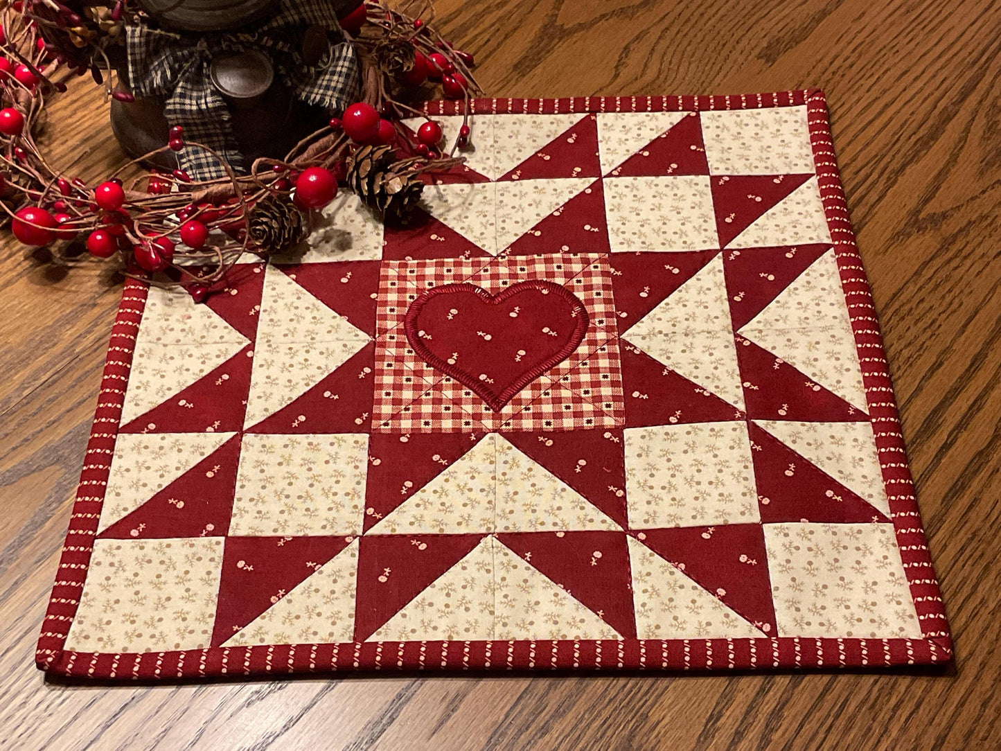 Primitive Farmhouse Americana Table Topper Item #2015