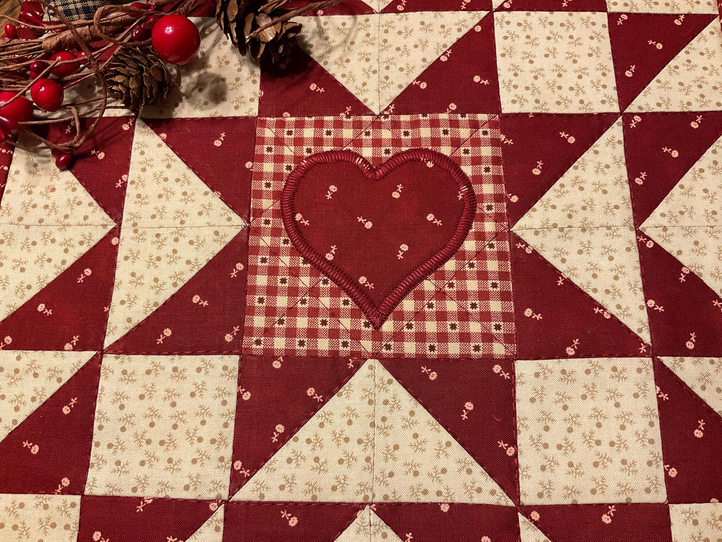 Primitive Farmhouse Americana Table Topper Item #2015