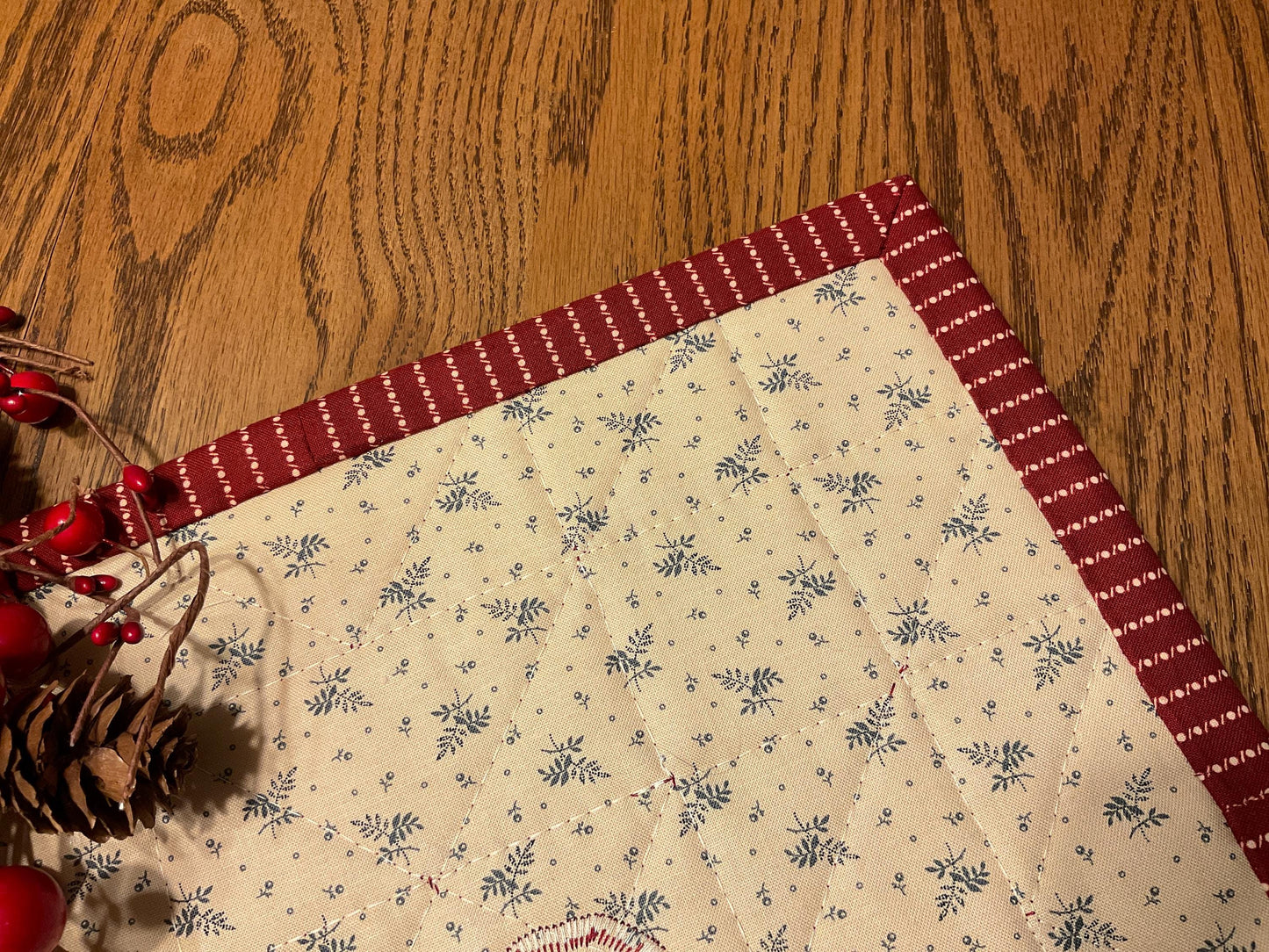 Primitive Farmhouse Americana Table Topper Item #2010