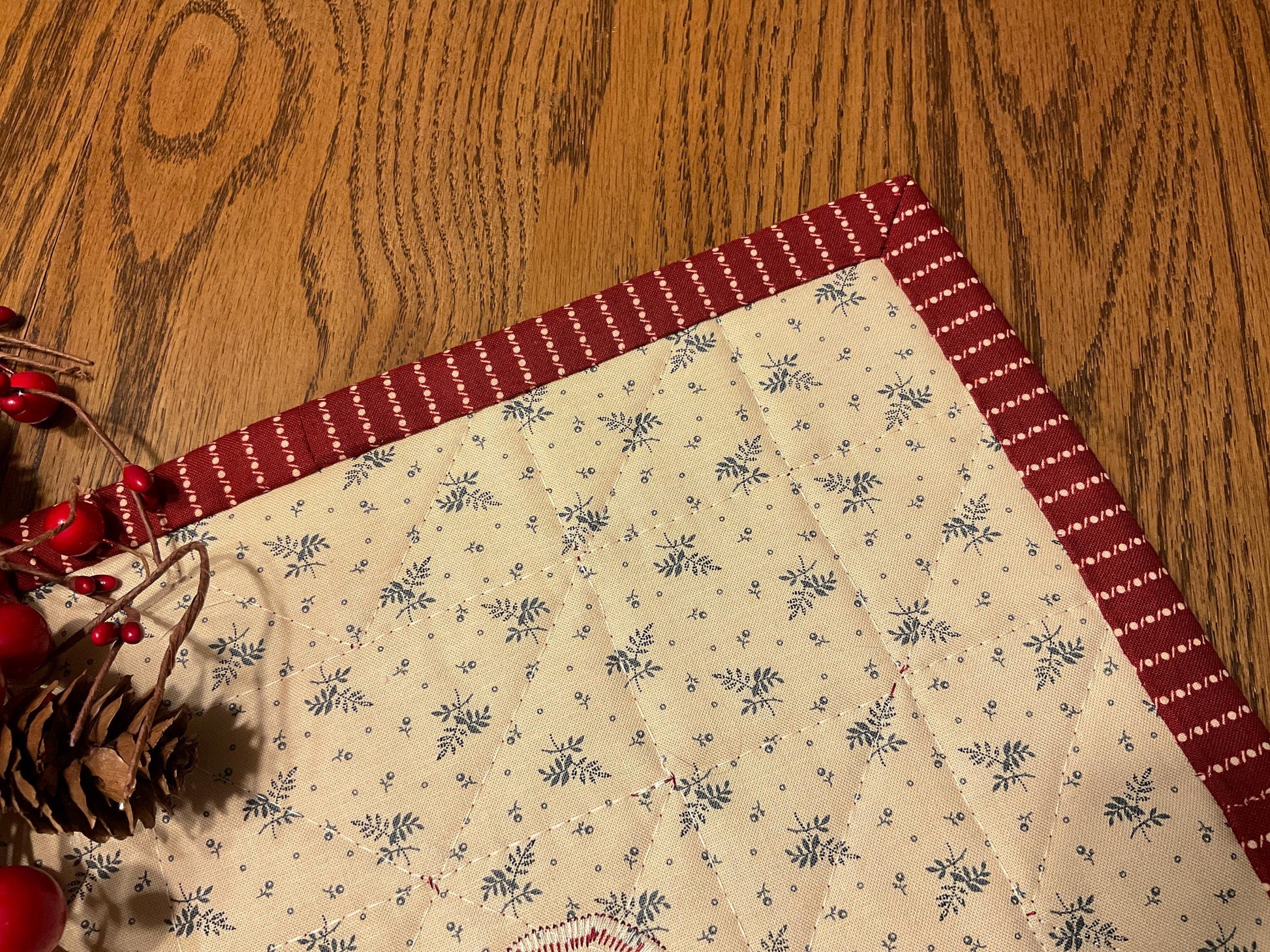 Primitive Farmhouse Americana Table Topper Item #2010