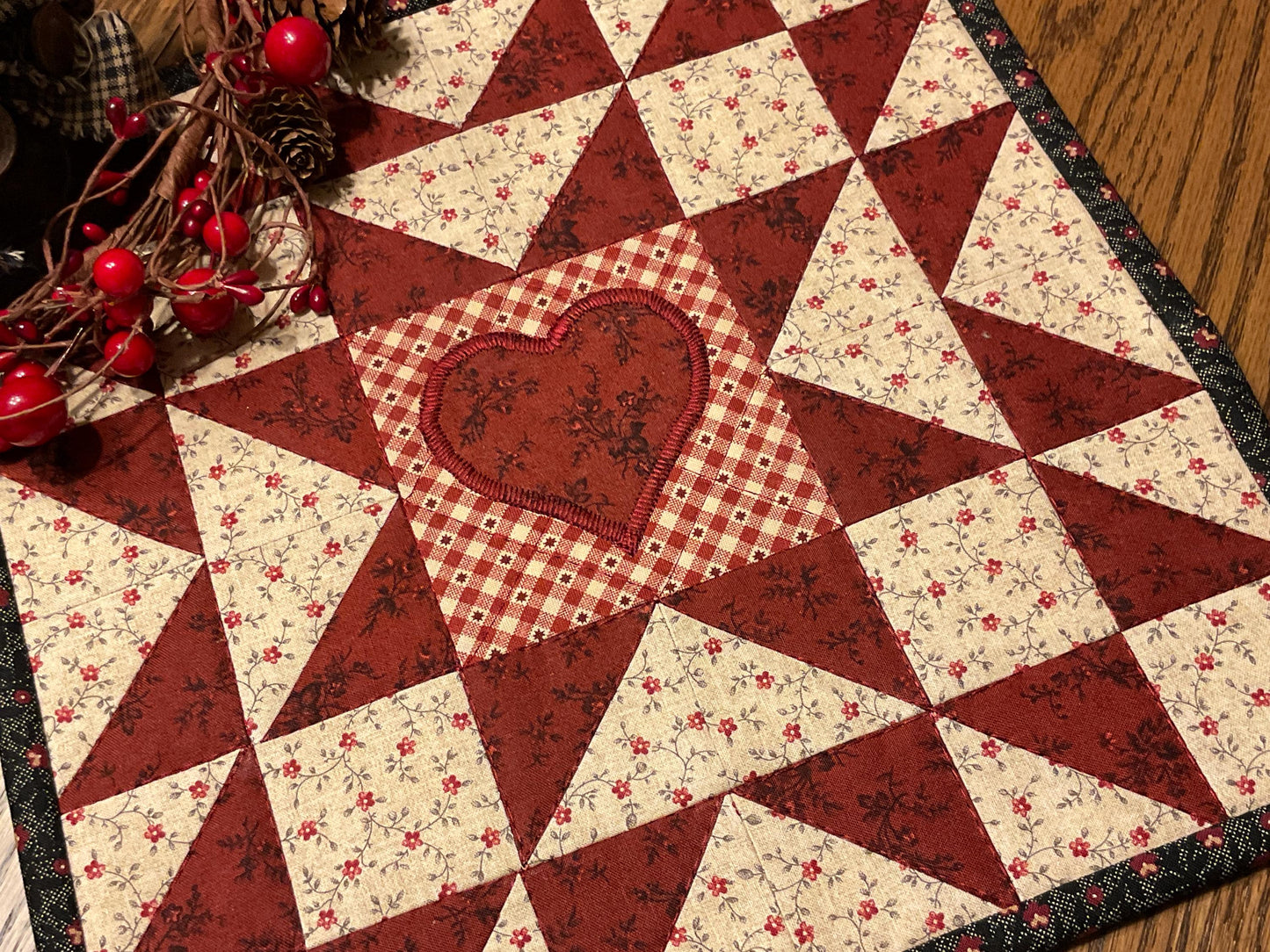 Primitive Farmhouse Americana Table Topper Item #2011