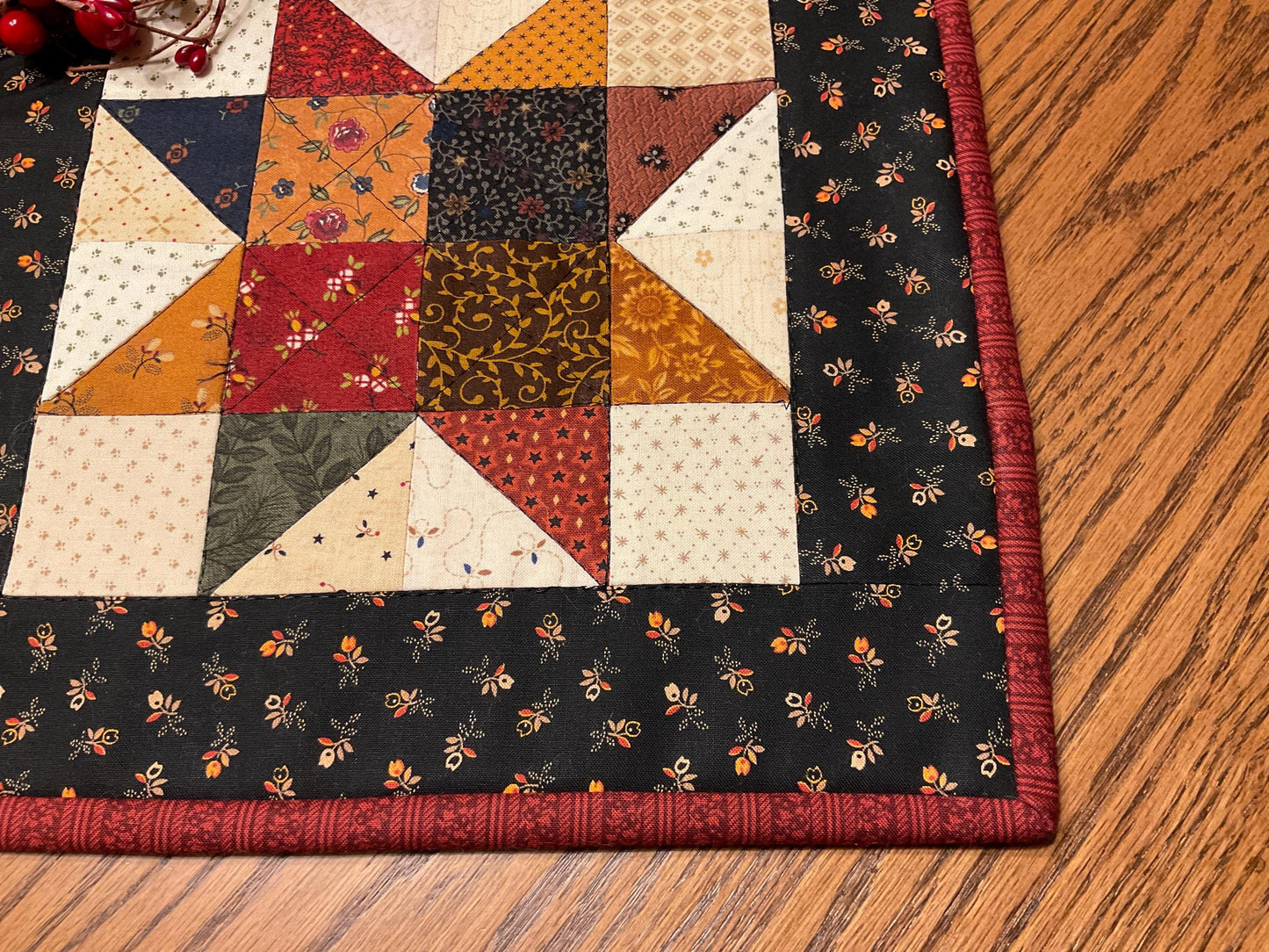 Primitive Farmhouse Scrappy Star Table Topper Item #2013