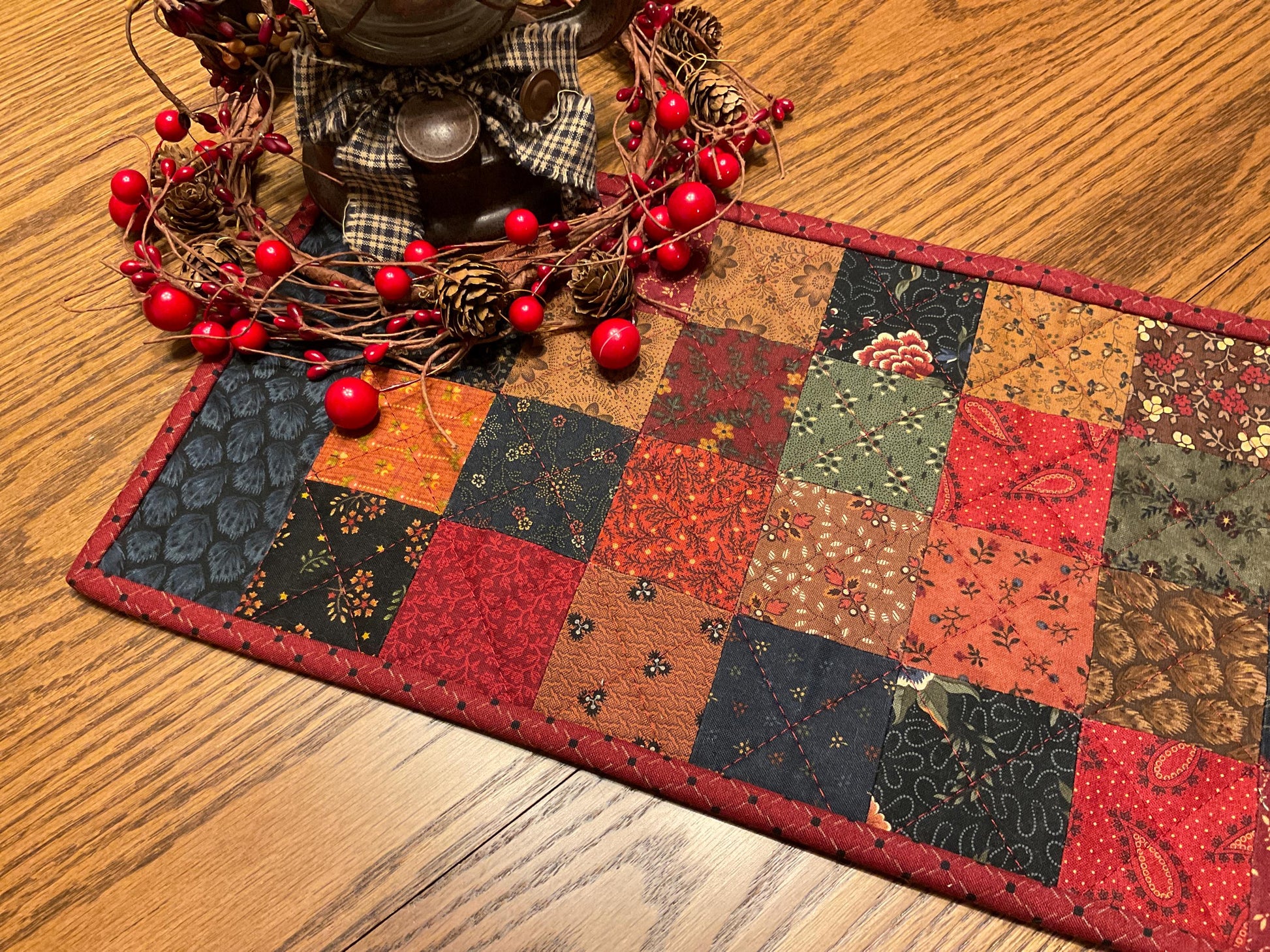 Primitive Farmhouse Scrappy Table Runner Item #2000