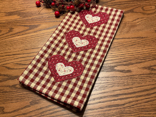 Primitive Farmhouse Valentine Towel Item #2012