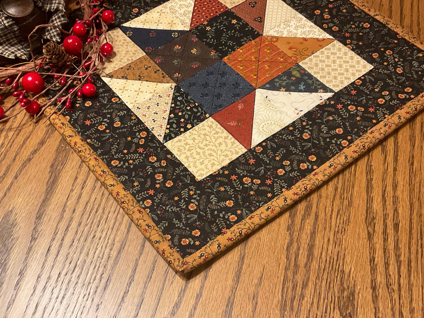 Primitive Farmhouse Scrappy Star Table Topper Item #2009