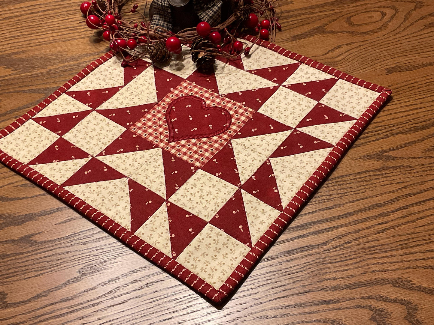 Primitive Farmhouse Americana Table Topper Item #2015