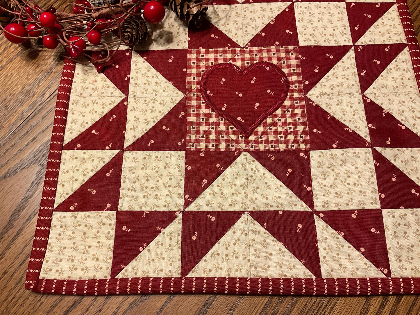 Primitive Farmhouse Americana Table Topper Item #2010