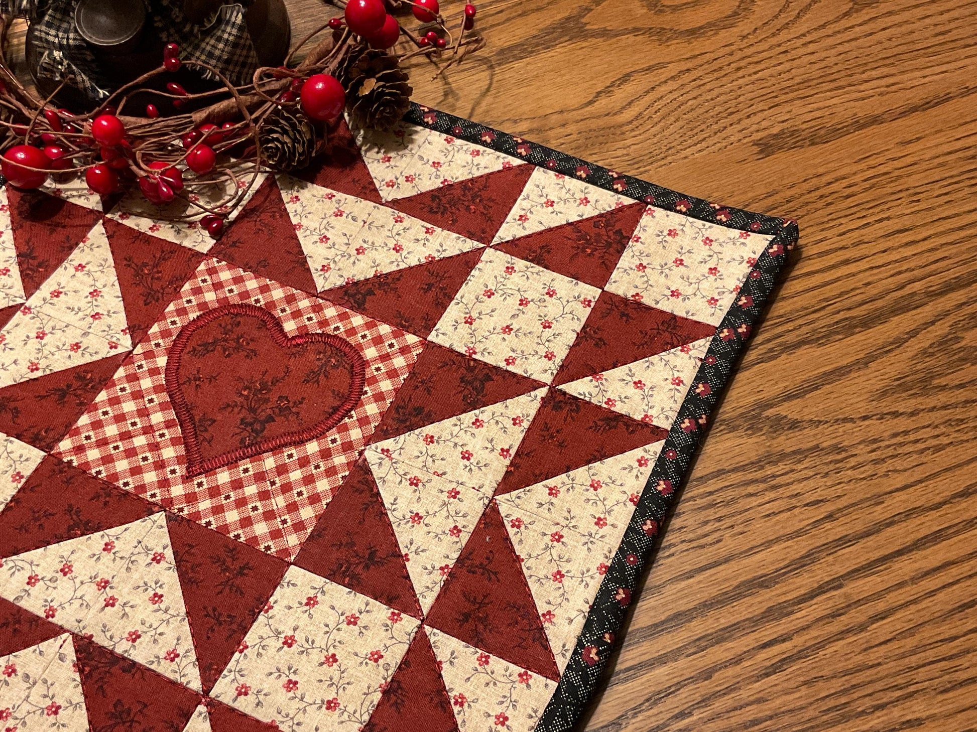 Primitive Farmhouse Americana Table Topper Item #2011