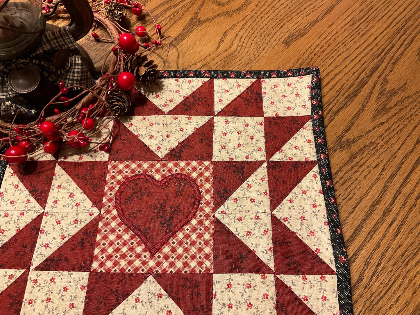 Primitive Farmhouse Americana Table Topper Item #2011