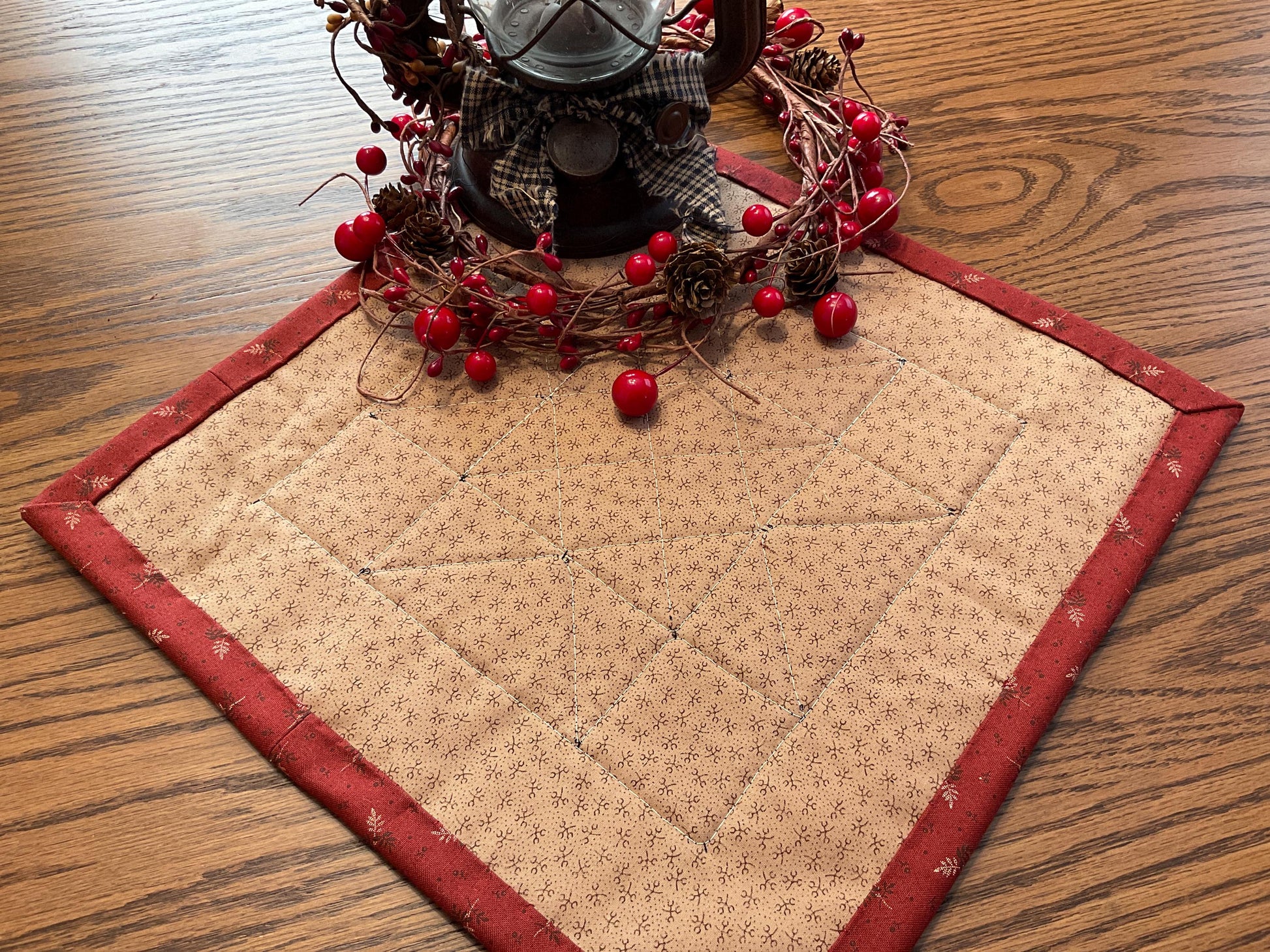 Primitive Farmhouse Scrappy Star Table Topper Item #2018