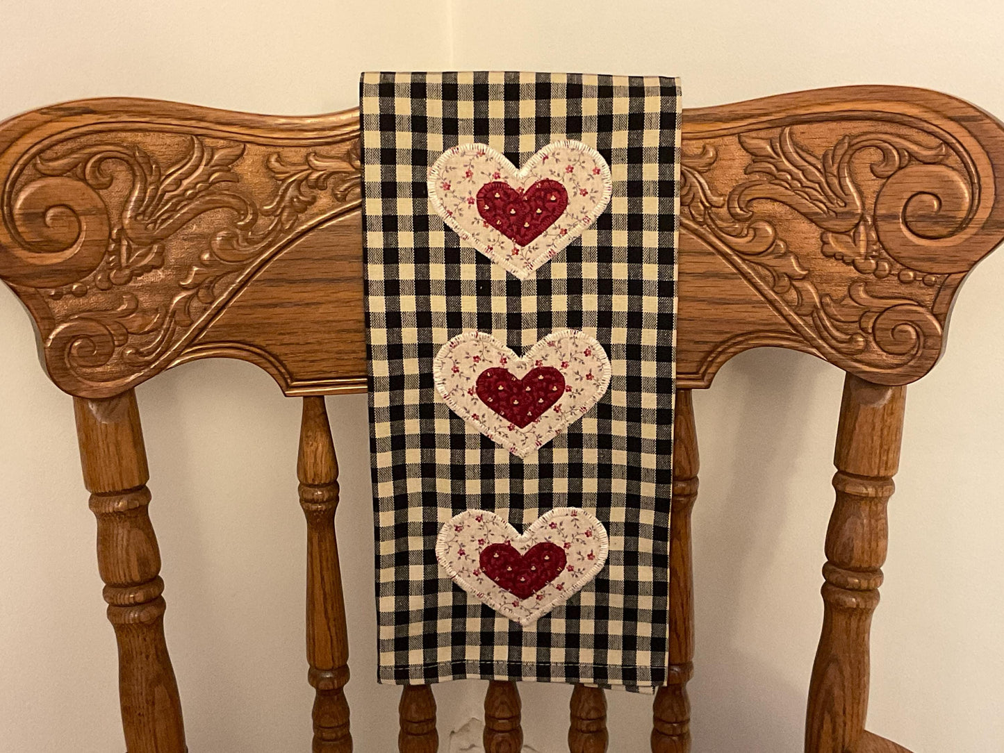 Primitive Farmhouse Valentine Towel Item #2019