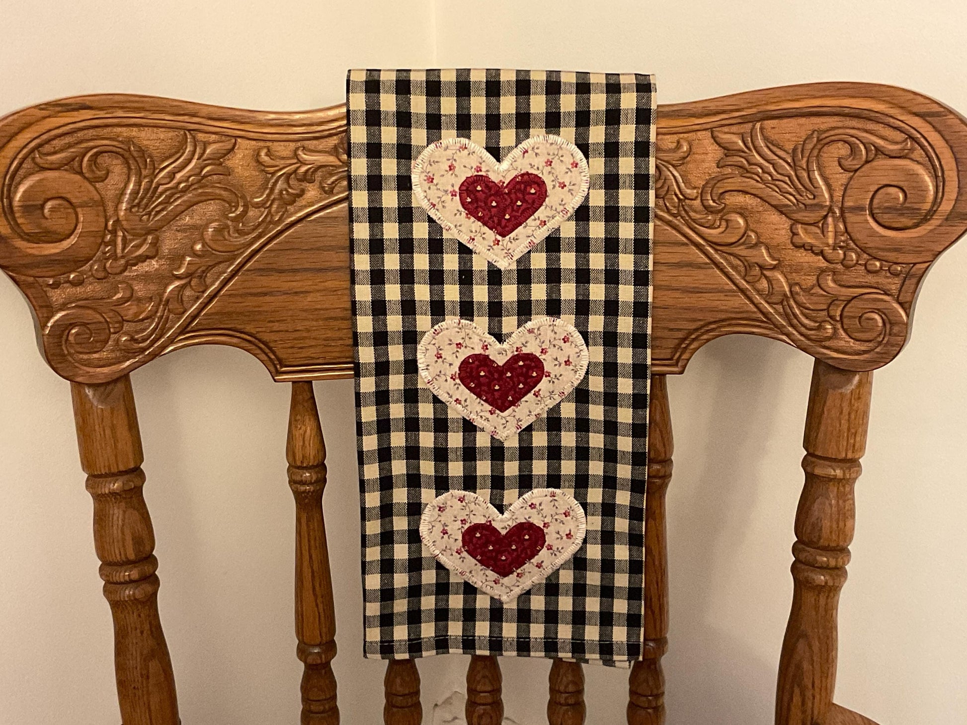 Primitive Farmhouse Valentine Towel Item #2022