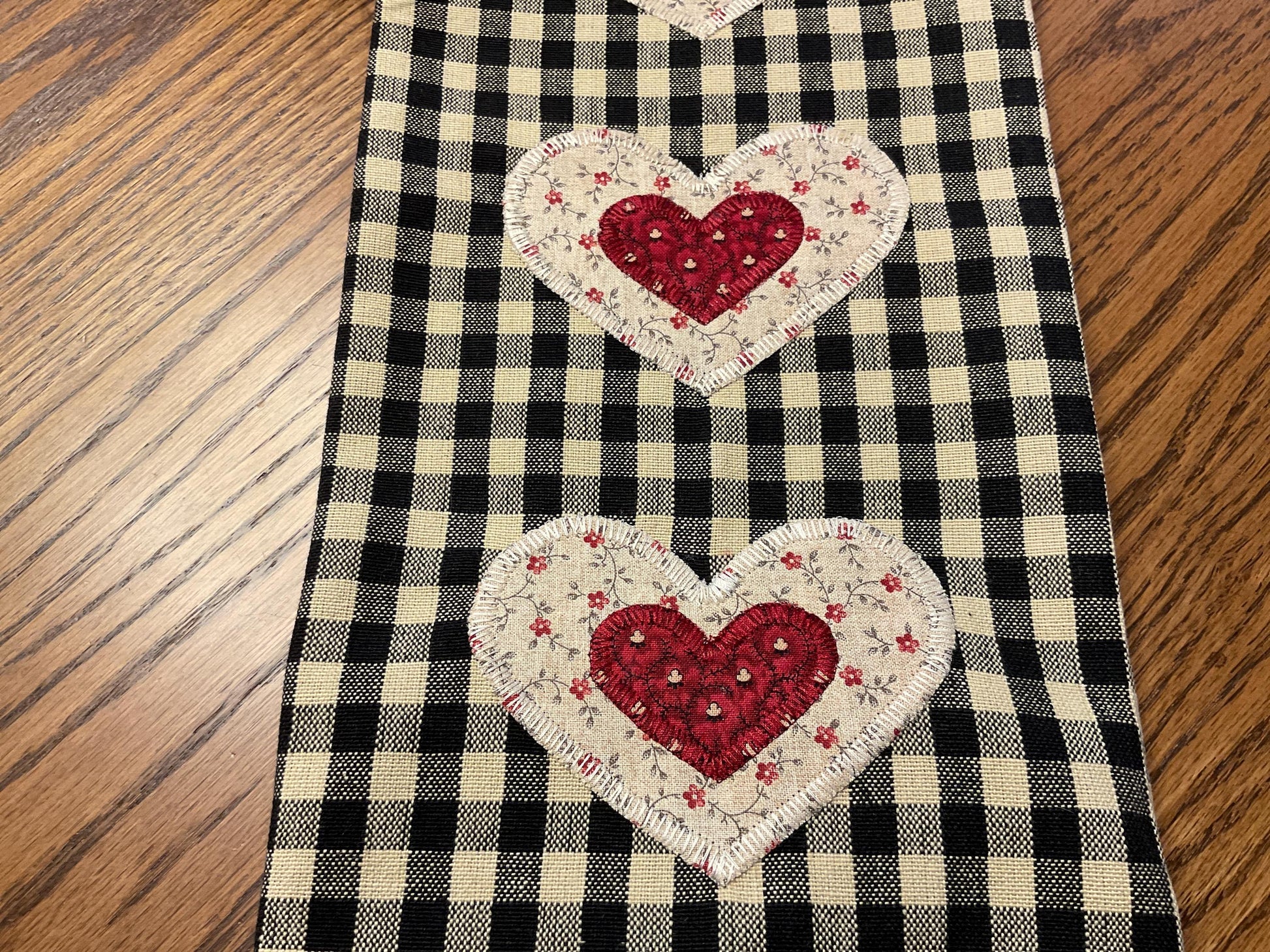 Primitive Farmhouse Valentine Towel Item #2022