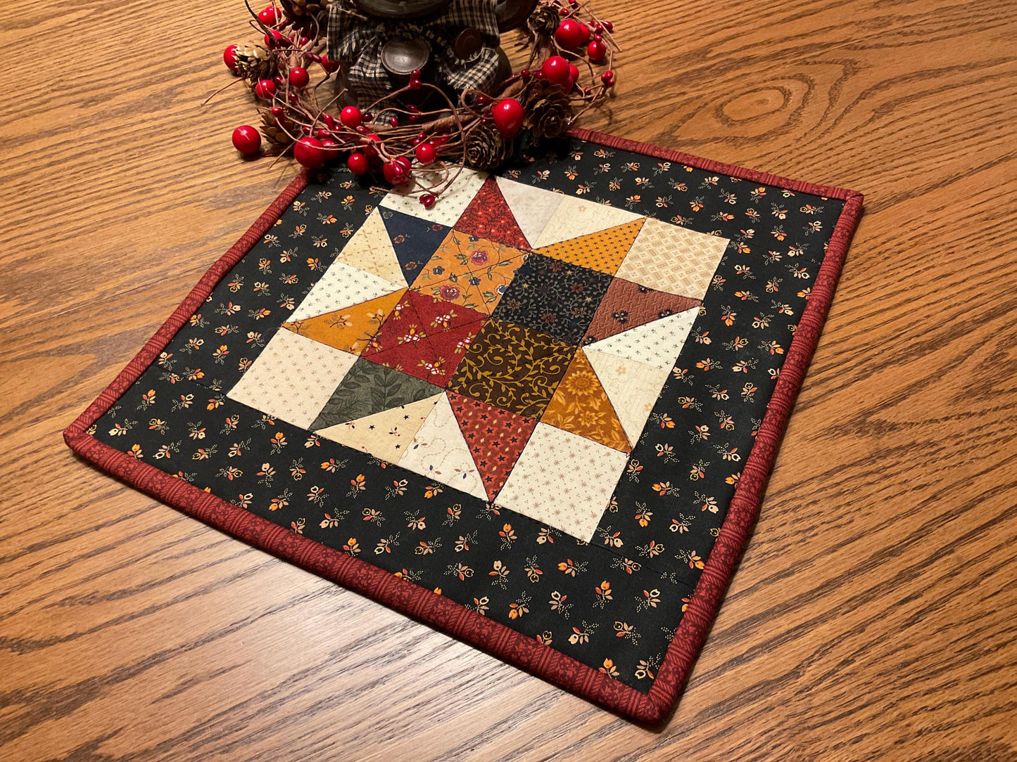 Primitive Farmhouse Scrappy Star Table Topper Item #2013