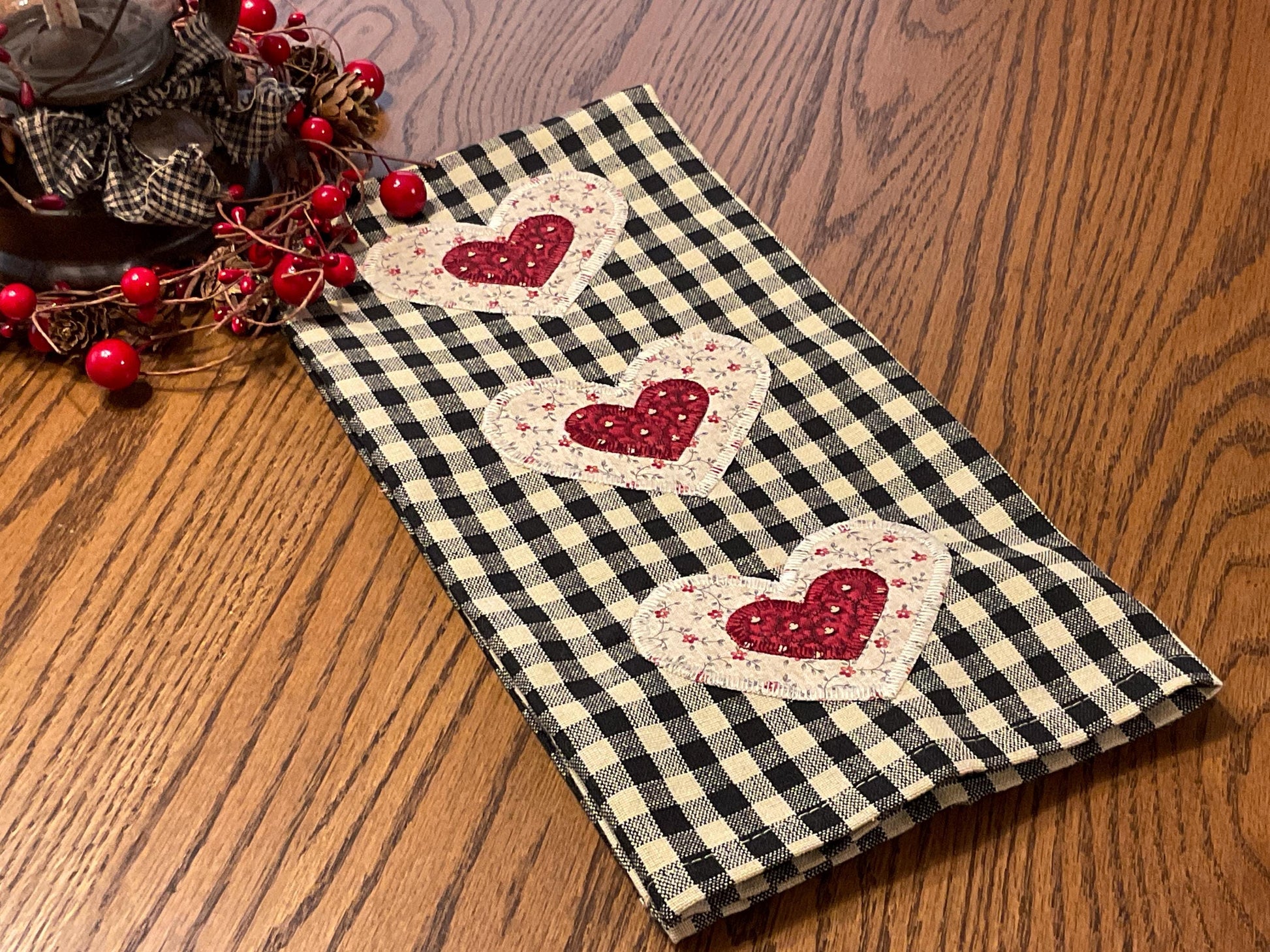 Primitive Farmhouse Valentine Towel Item #2022