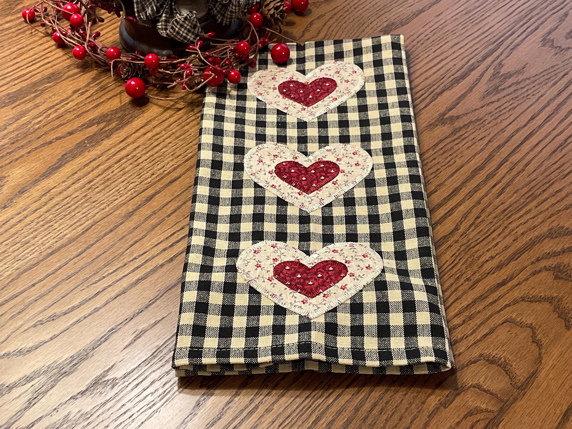 Primitive Farmhouse Valentine Towel Item #2022
