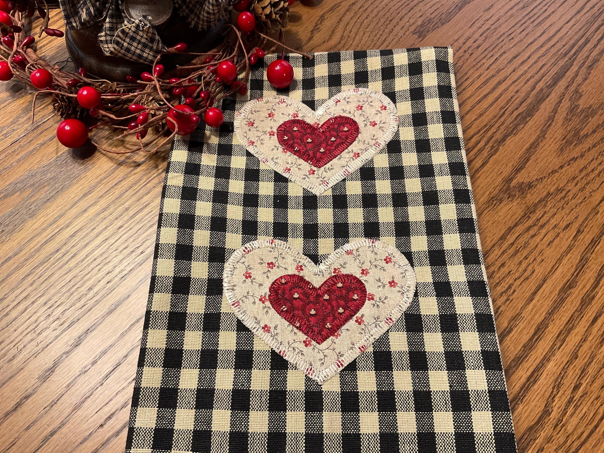 Primitive Farmhouse Valentine Towel Item #2022