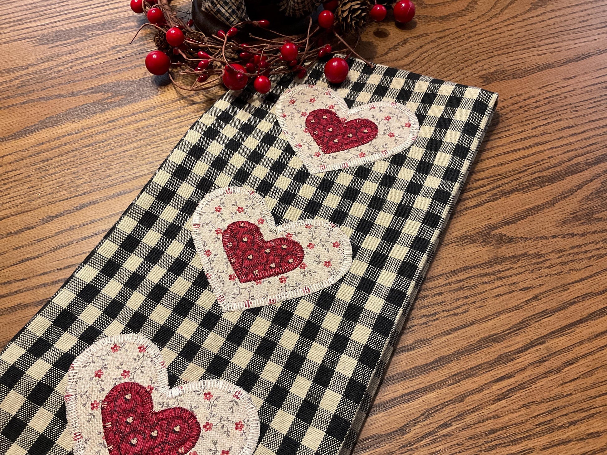 Primitive Farmhouse Valentine Towel Item #2022