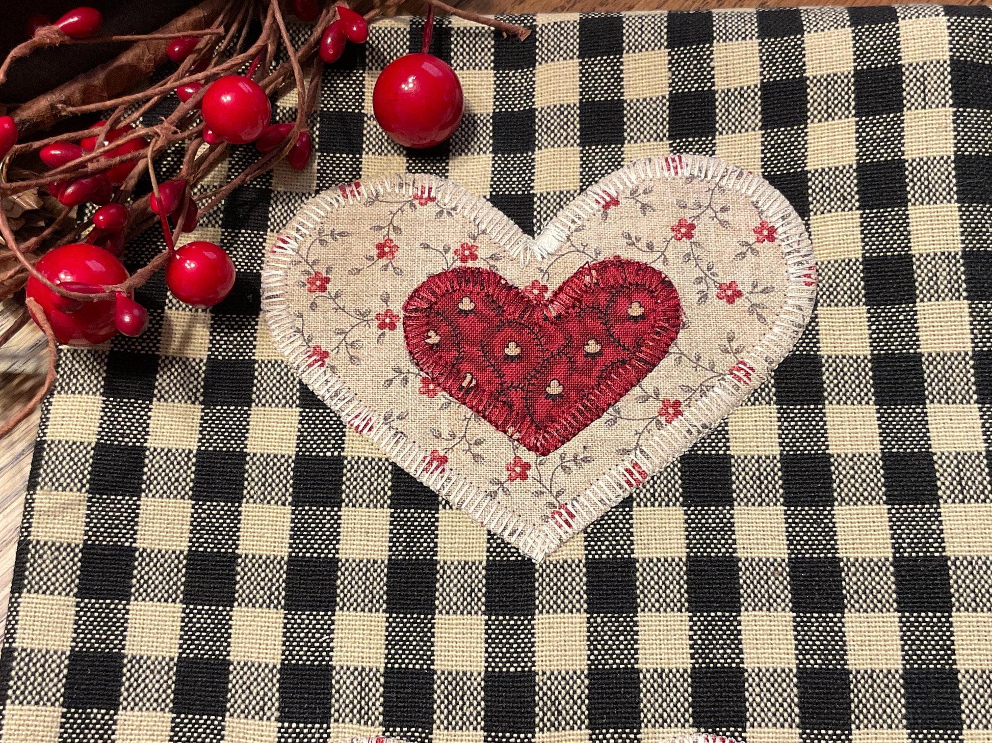 Primitive Farmhouse Valentine Towel Item #2019