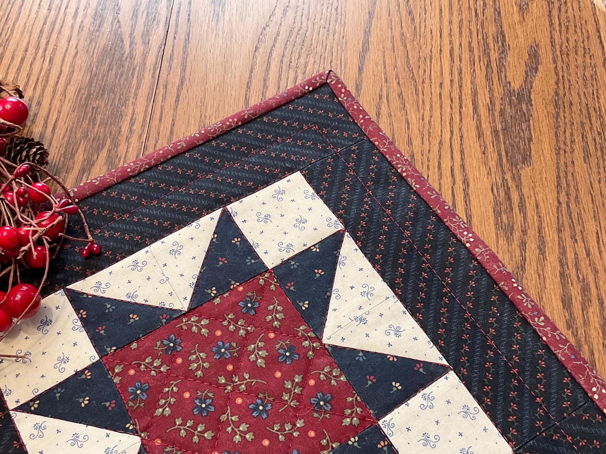 Primitive Farmhouse Americana Table Topper Item #2023