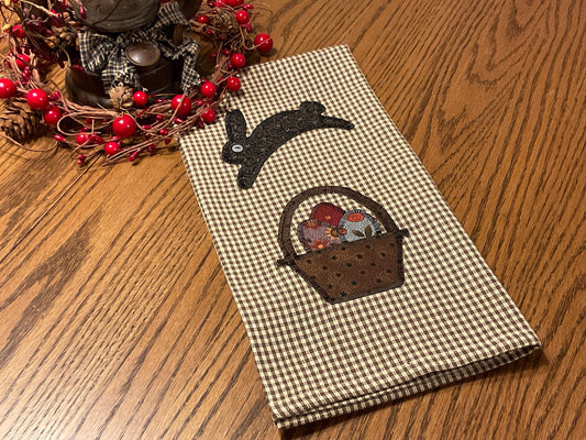Primitive Farmhouse Easter Bunny Towel Item #2033