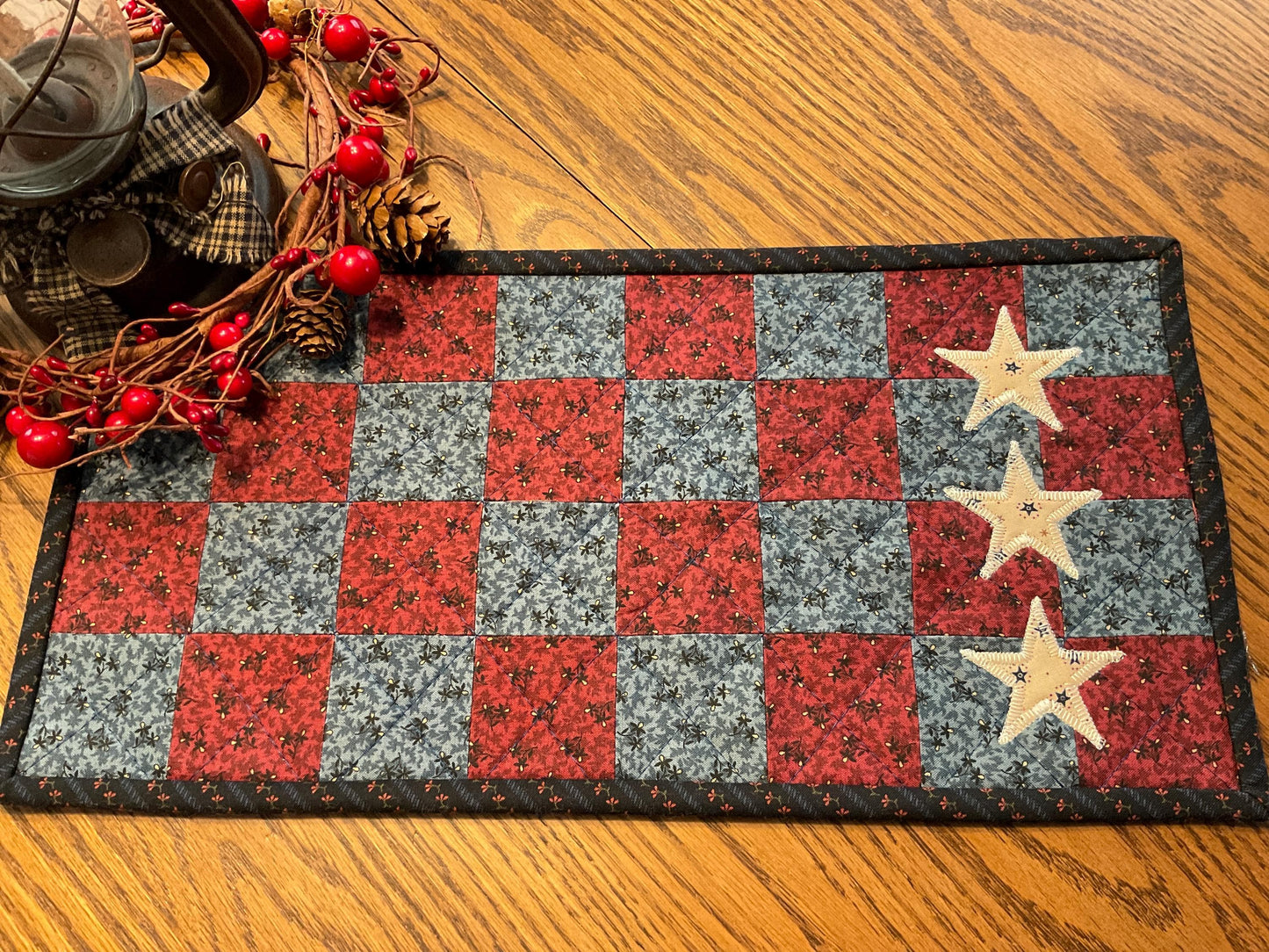 Primitive Farmhouse Americana Table Runner Item #2038