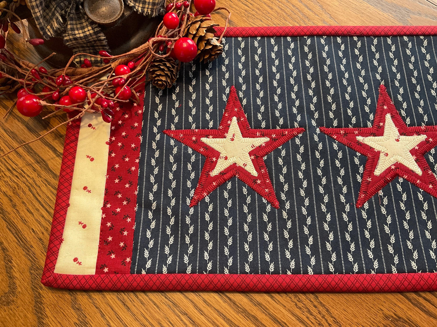 Primitive Farmhouse Americana Table Runner Item #2042