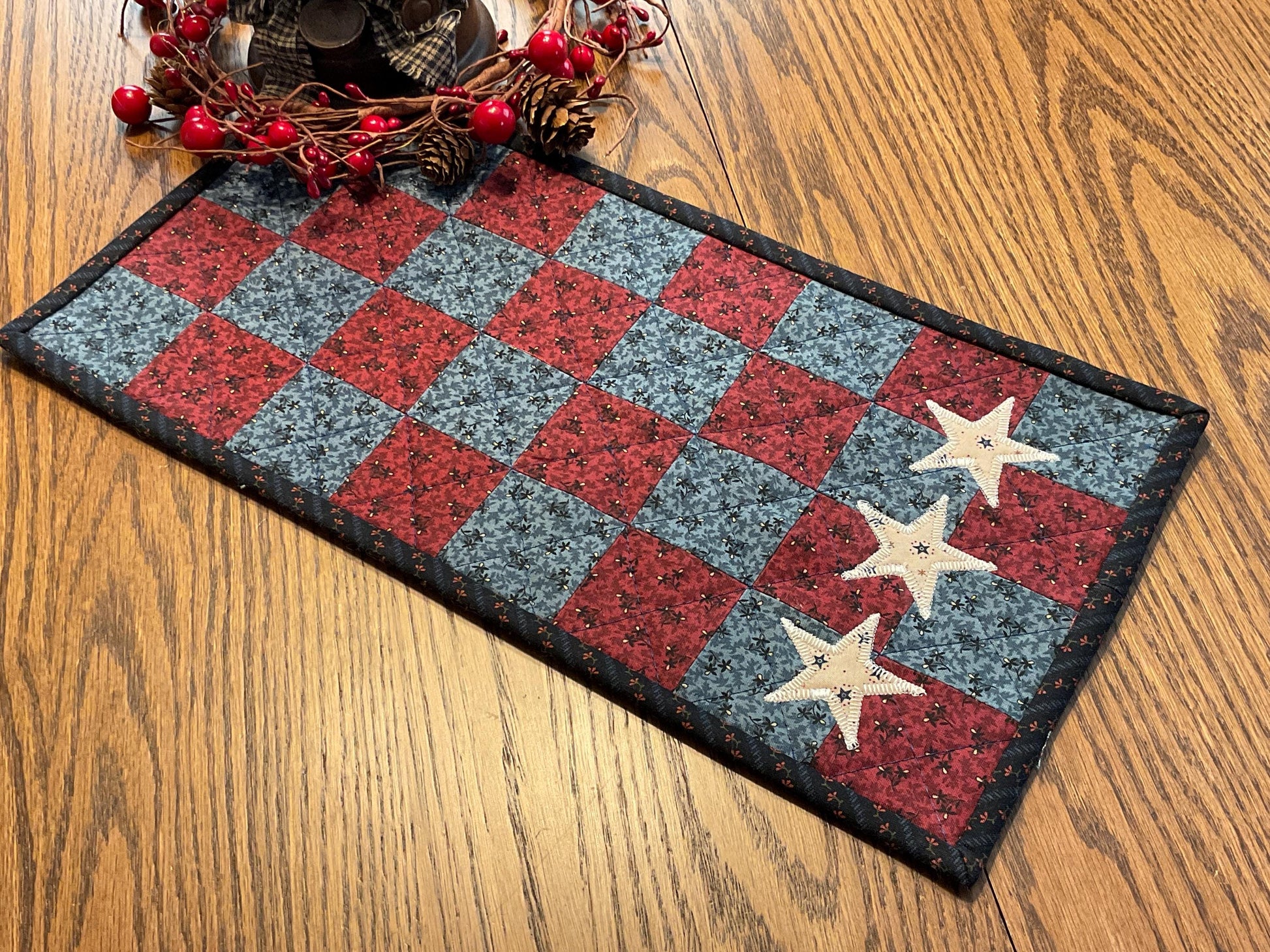 Primitive Farmhouse Americana Table Runner Item #2038