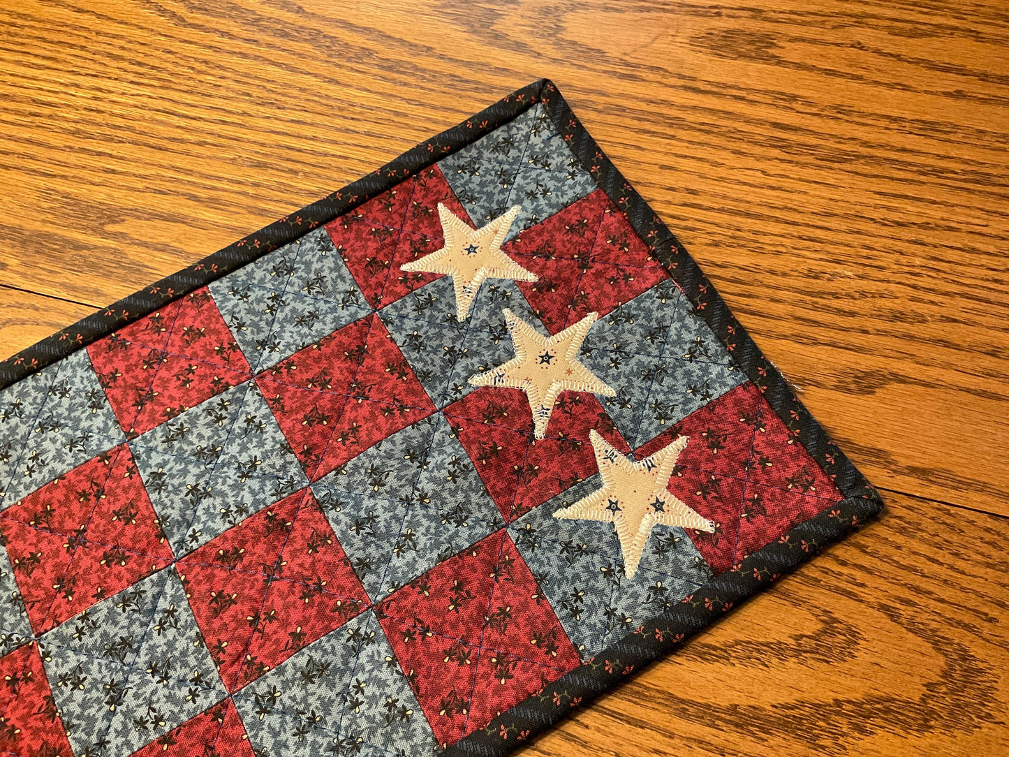 Primitive Farmhouse Americana Table Runner Item #2038