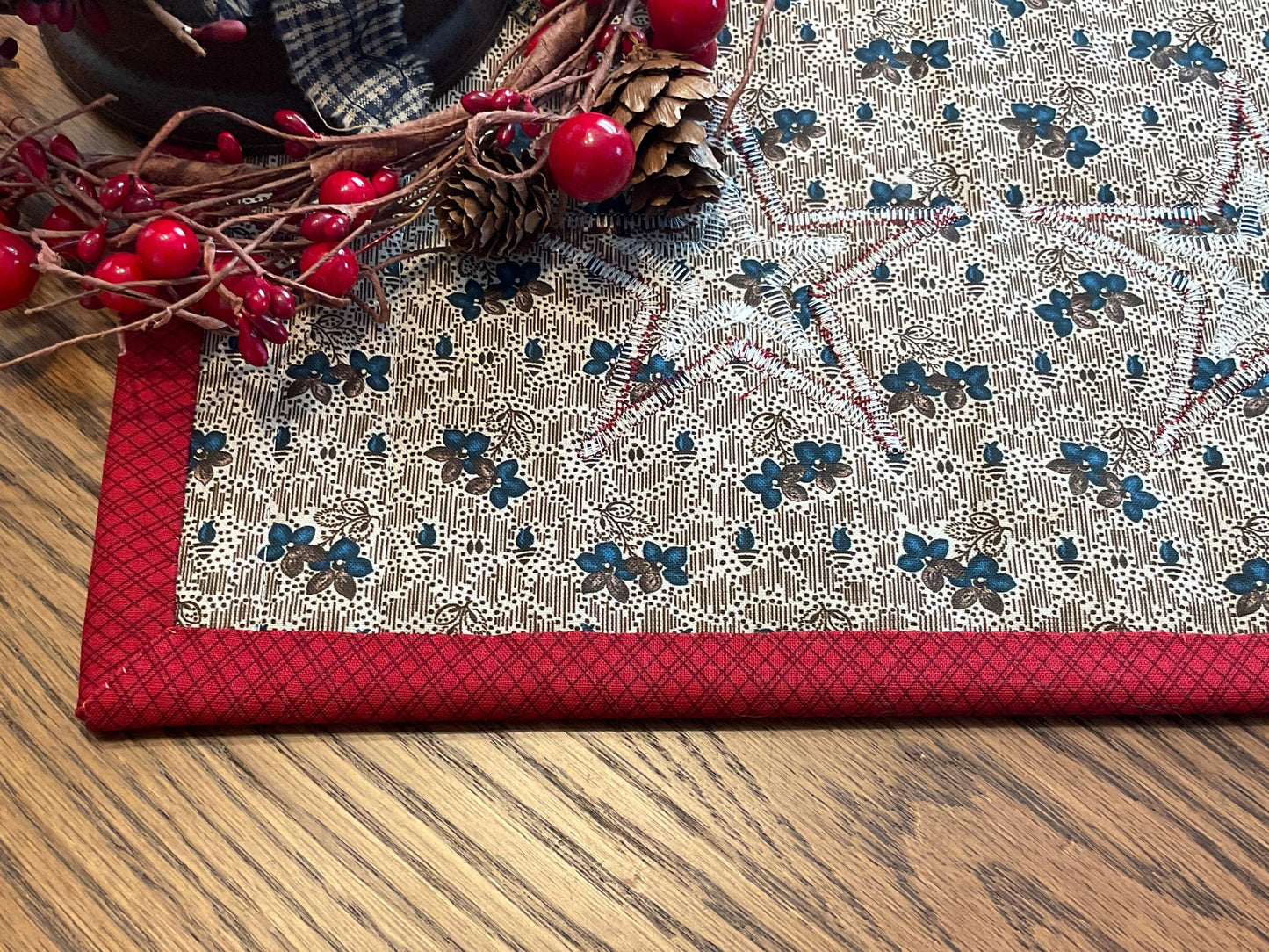 Primitive Farmhouse Americana Table Runner Item #2042